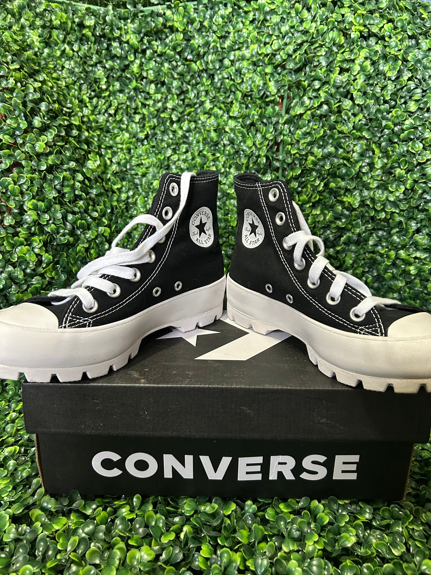 Converse lugged size 6w