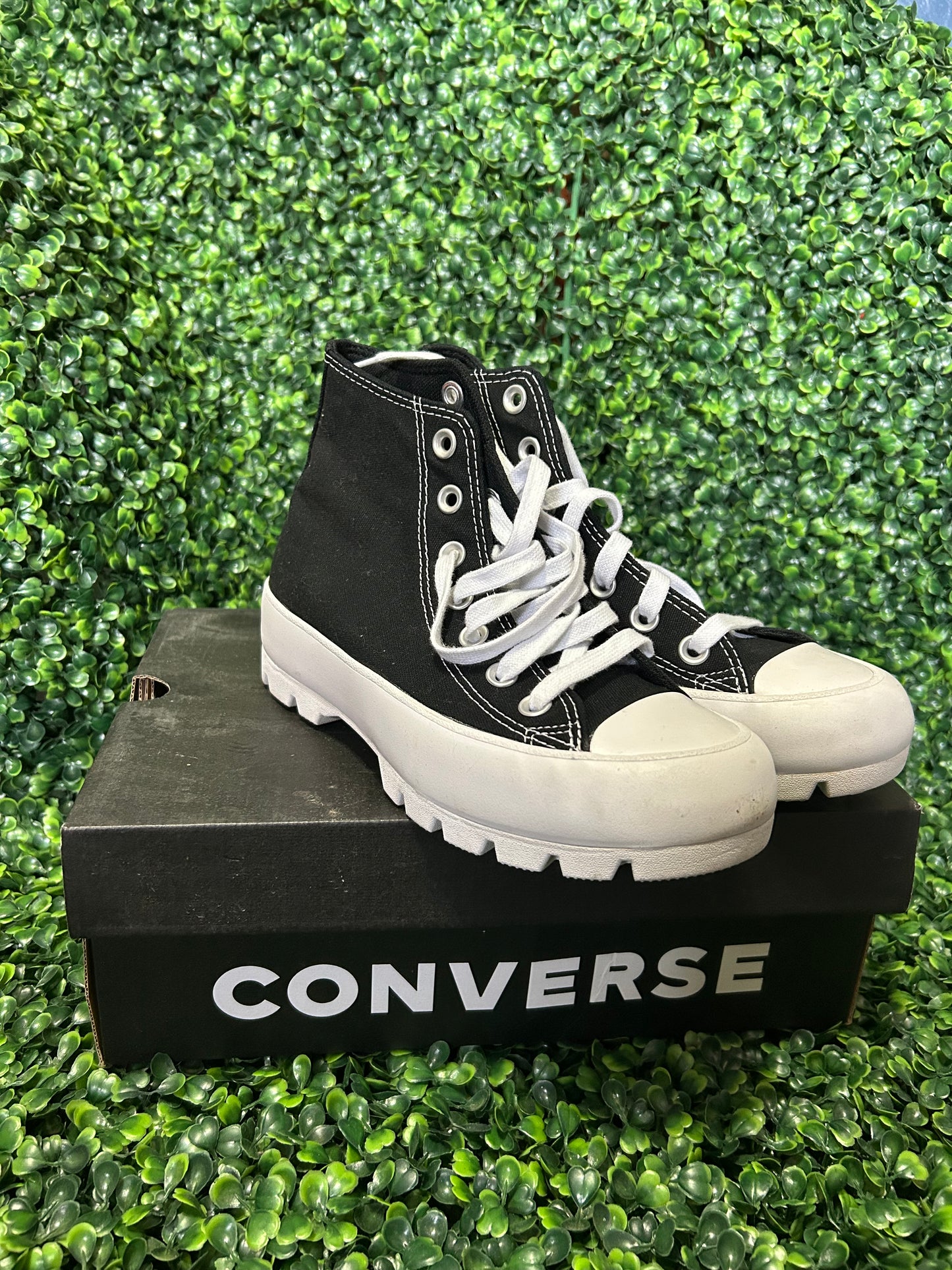 Converse lugged size 6w