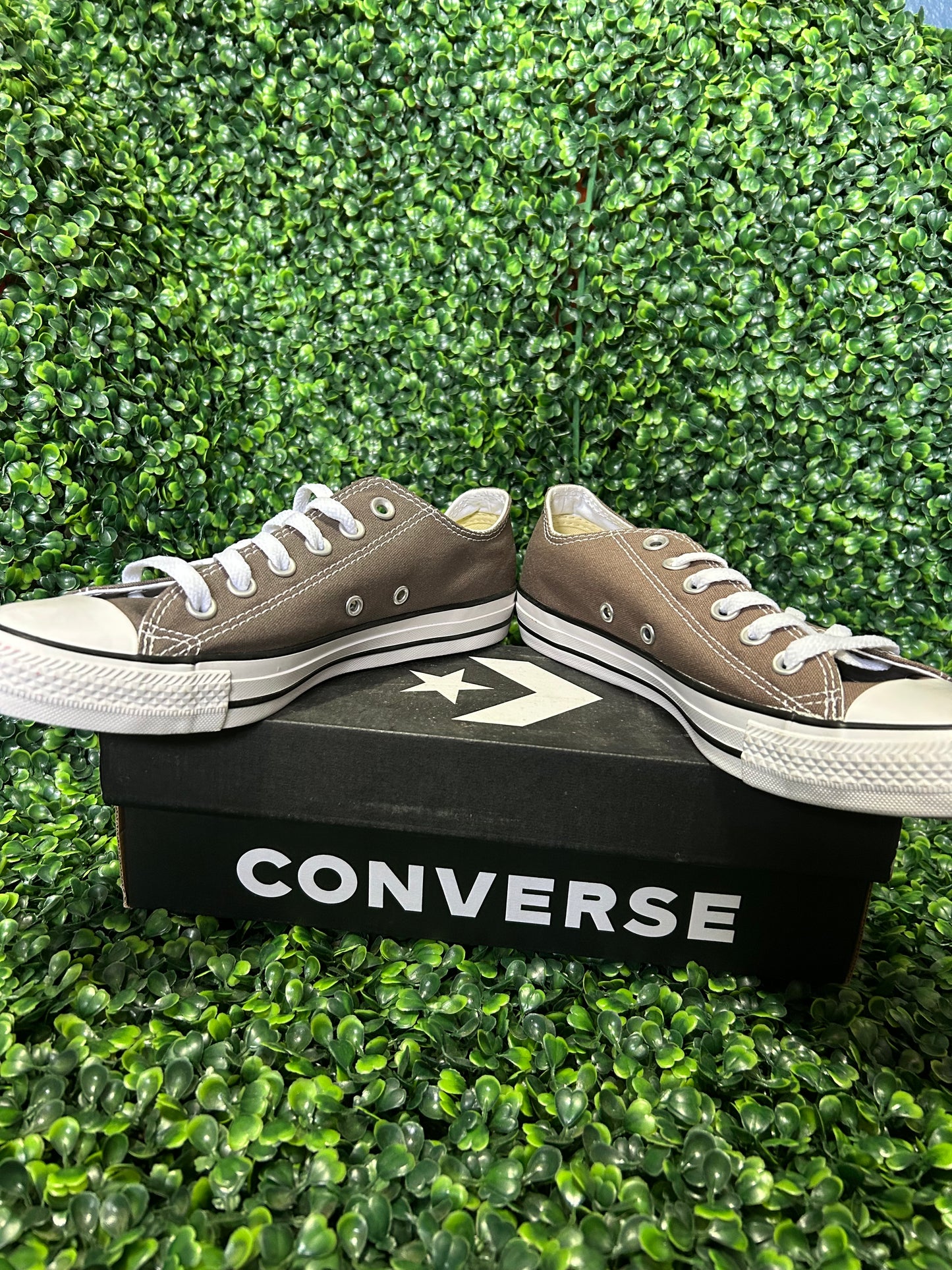 Converse size 6m/8w