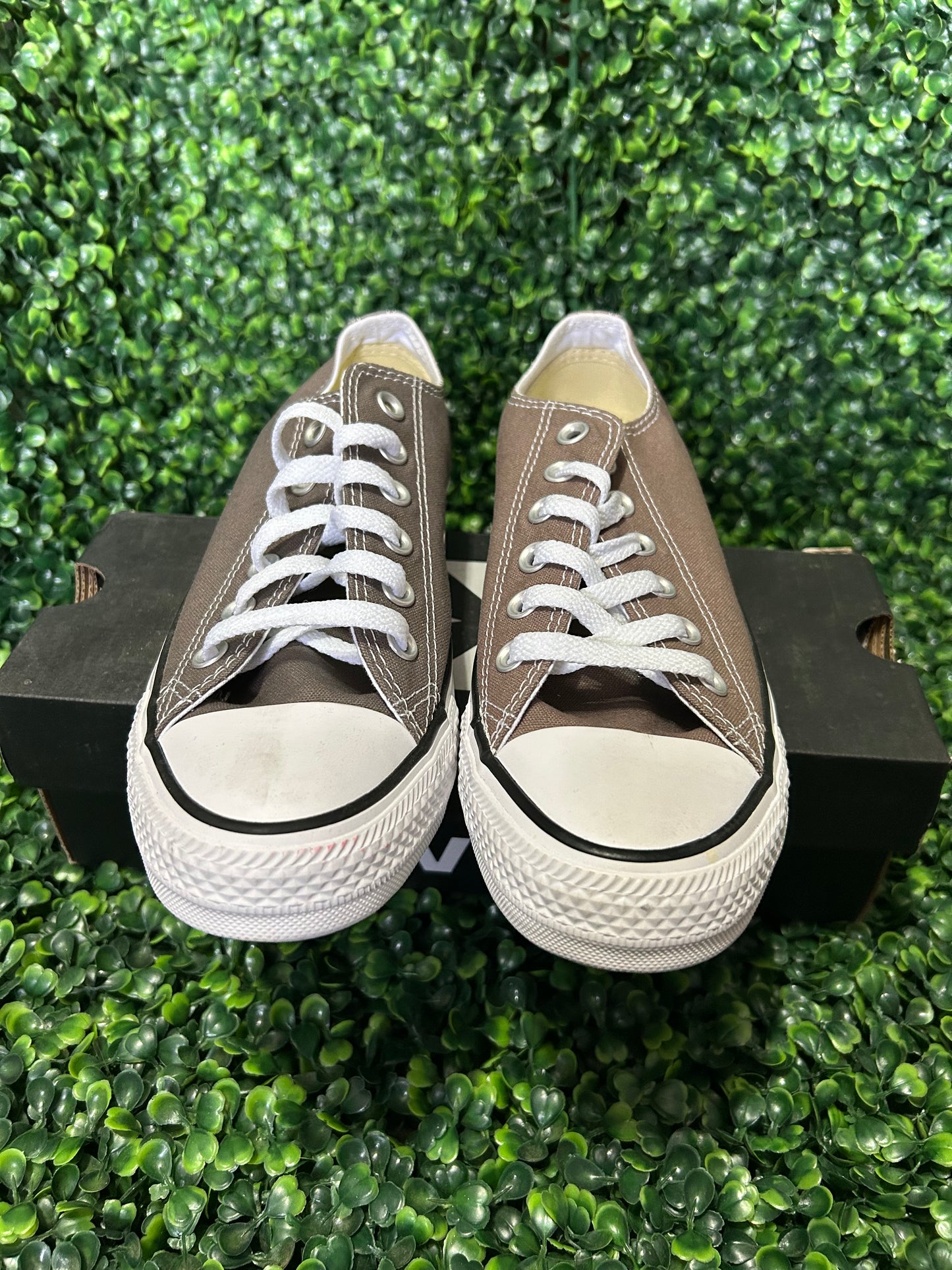 Converse size 6m/8w