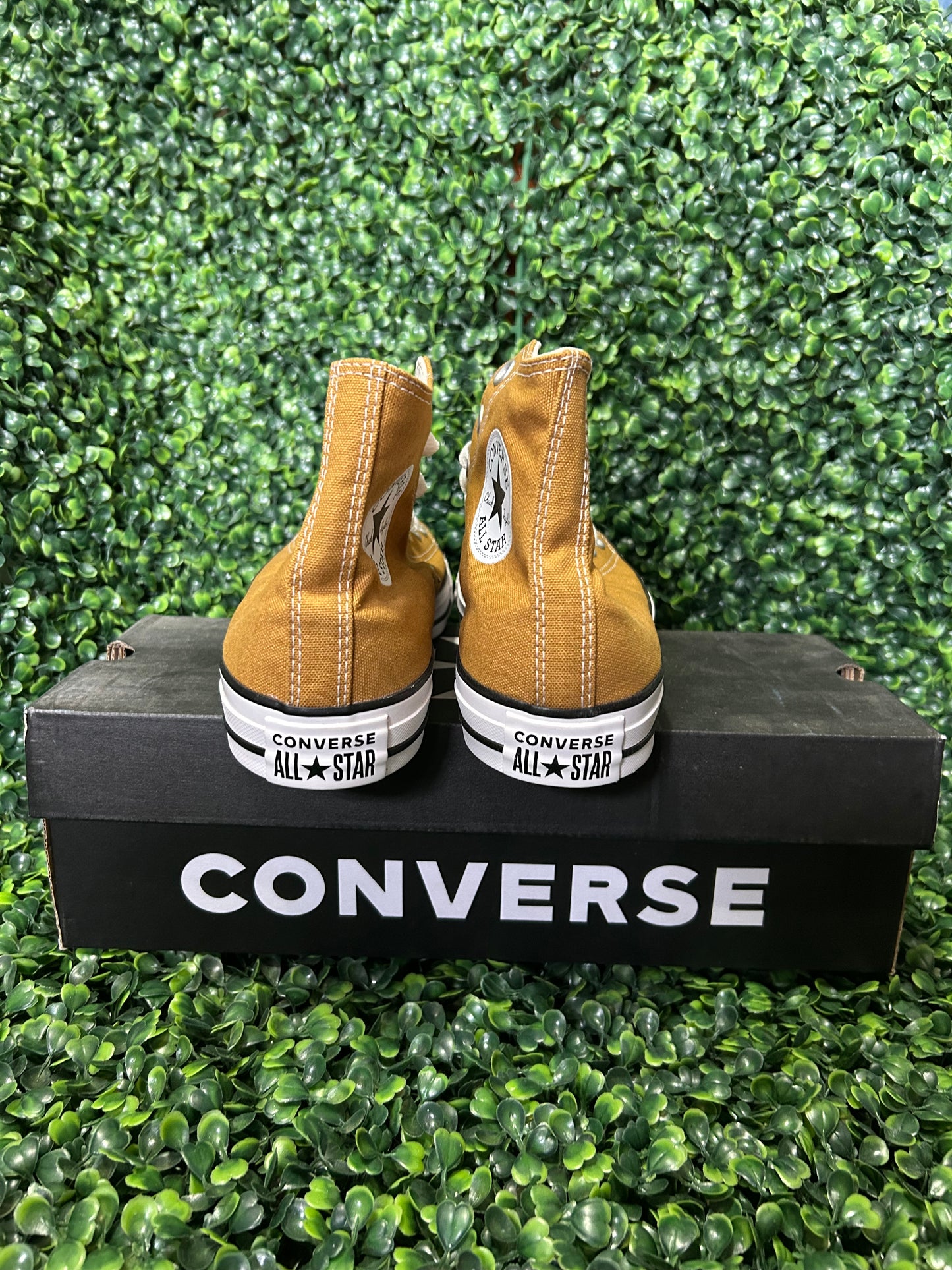 Converse size 6m/8w
