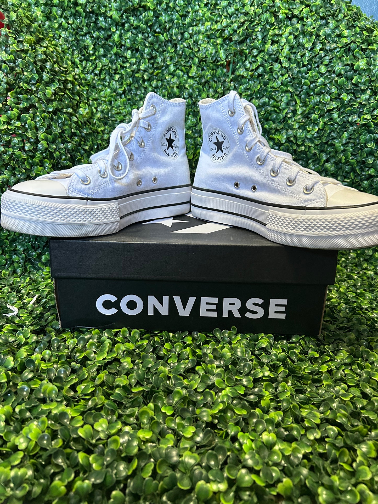 Converse platform size 8w