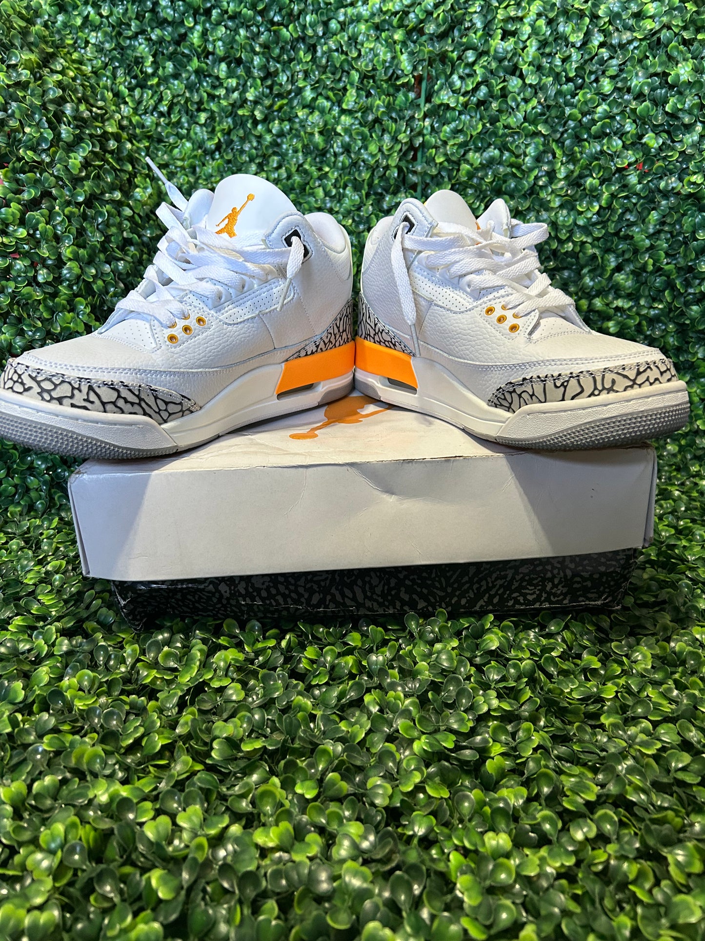 Jordan 3 laser size 8m