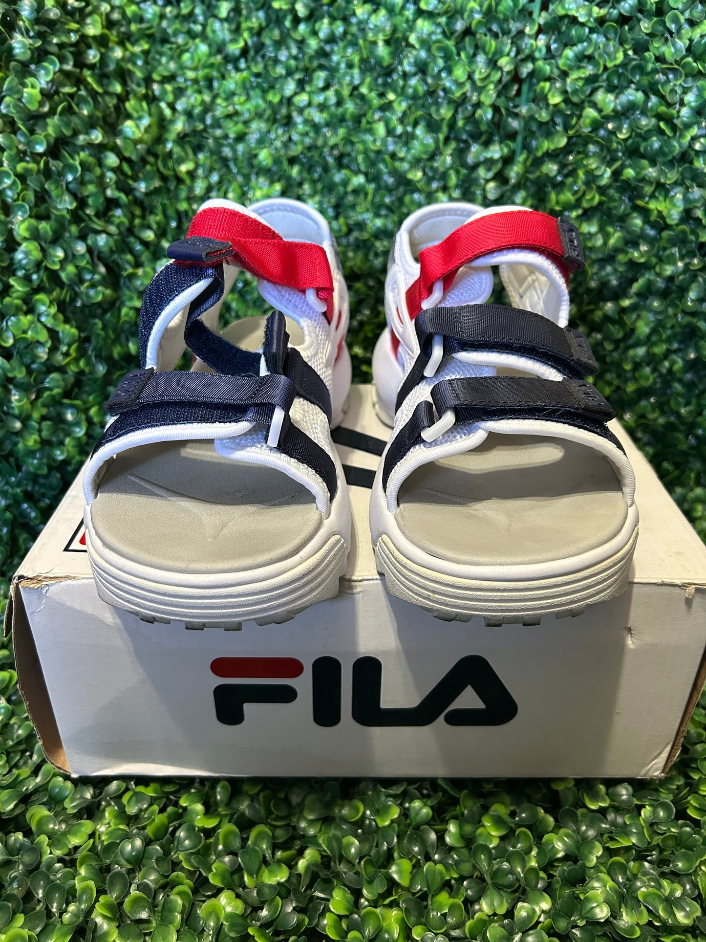 Fila disruptor sandal size 8w