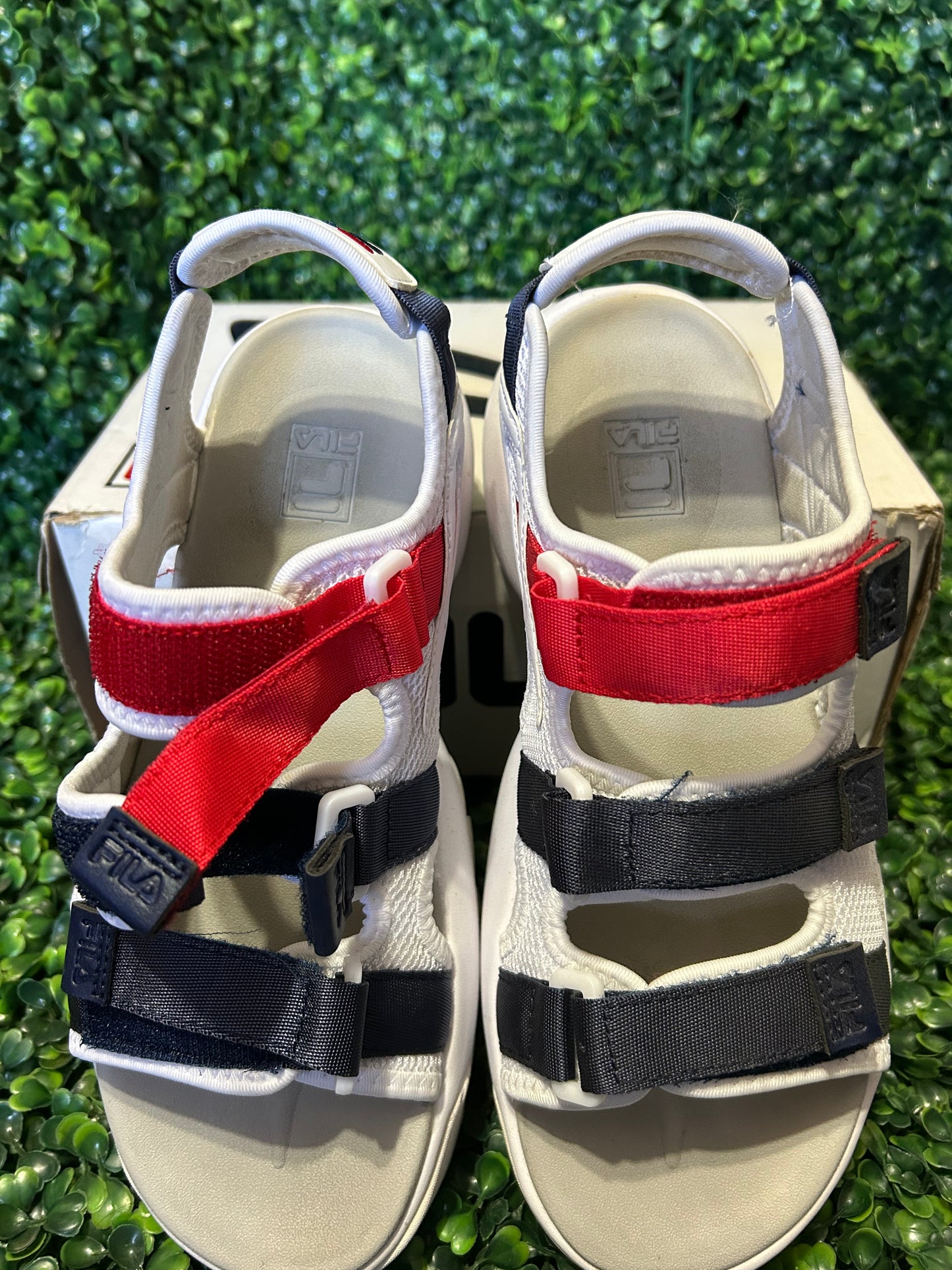 Fila disruptor sandal size 8w
