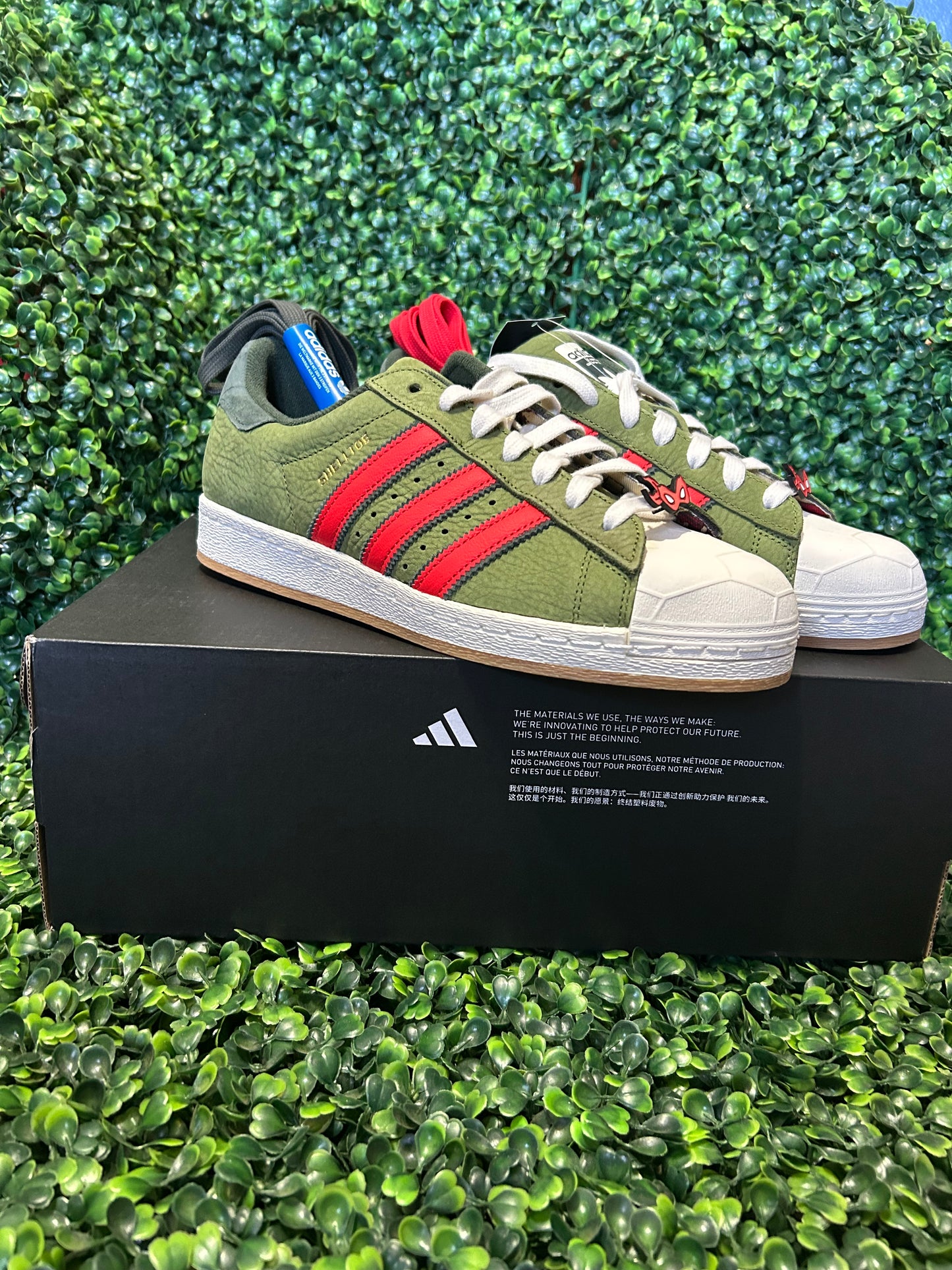 Adidas TMNT shell toe size 9