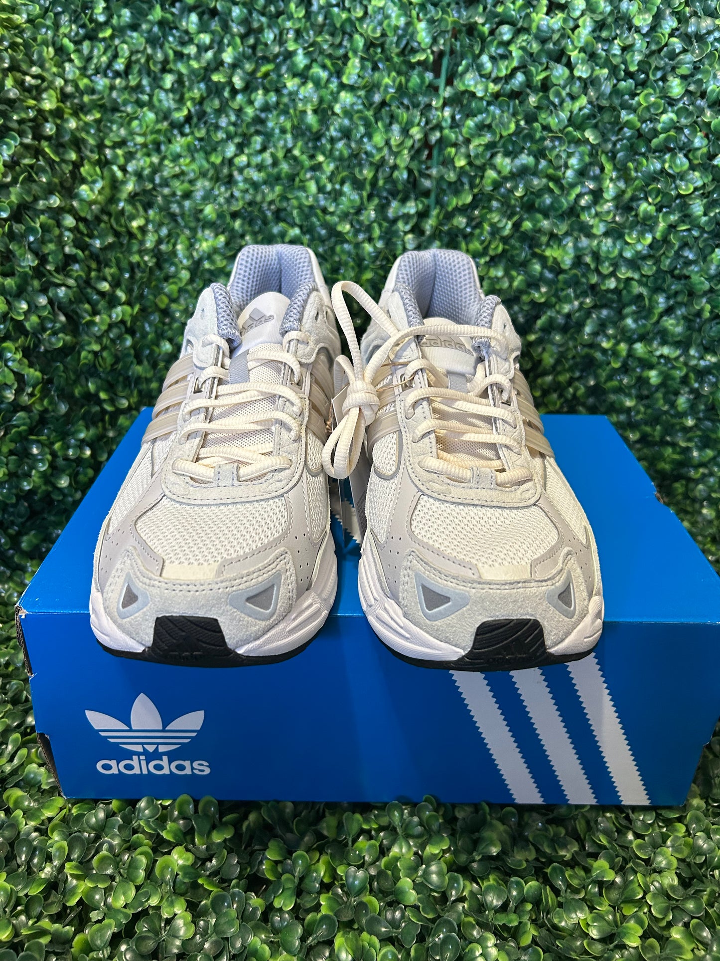 Adidas response size 9