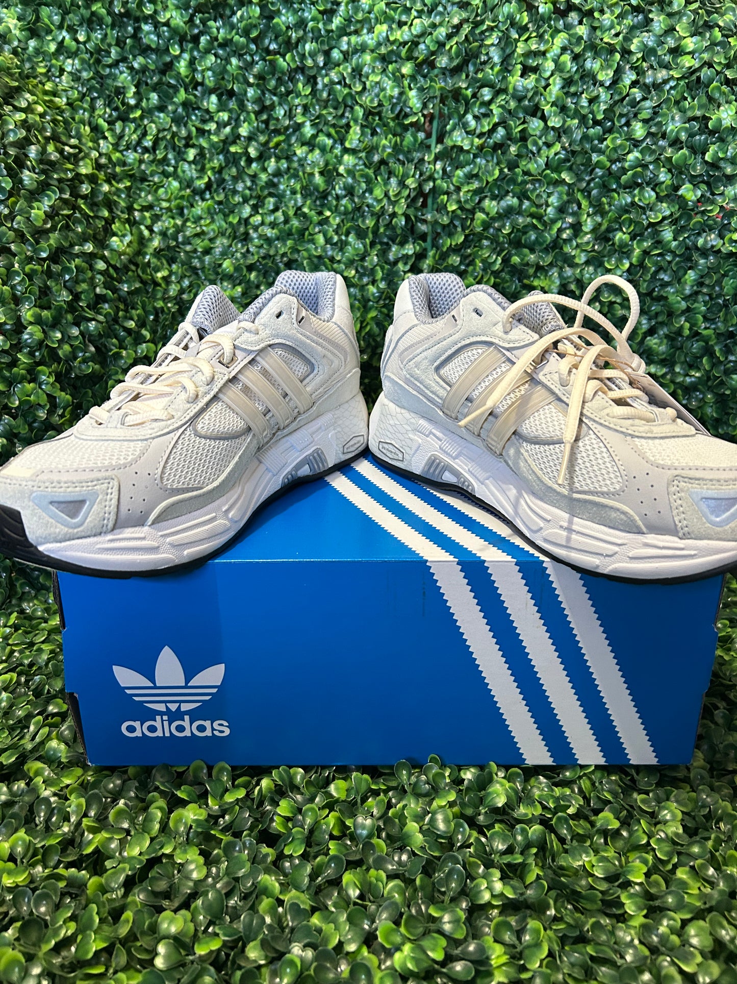 Adidas response size 9
