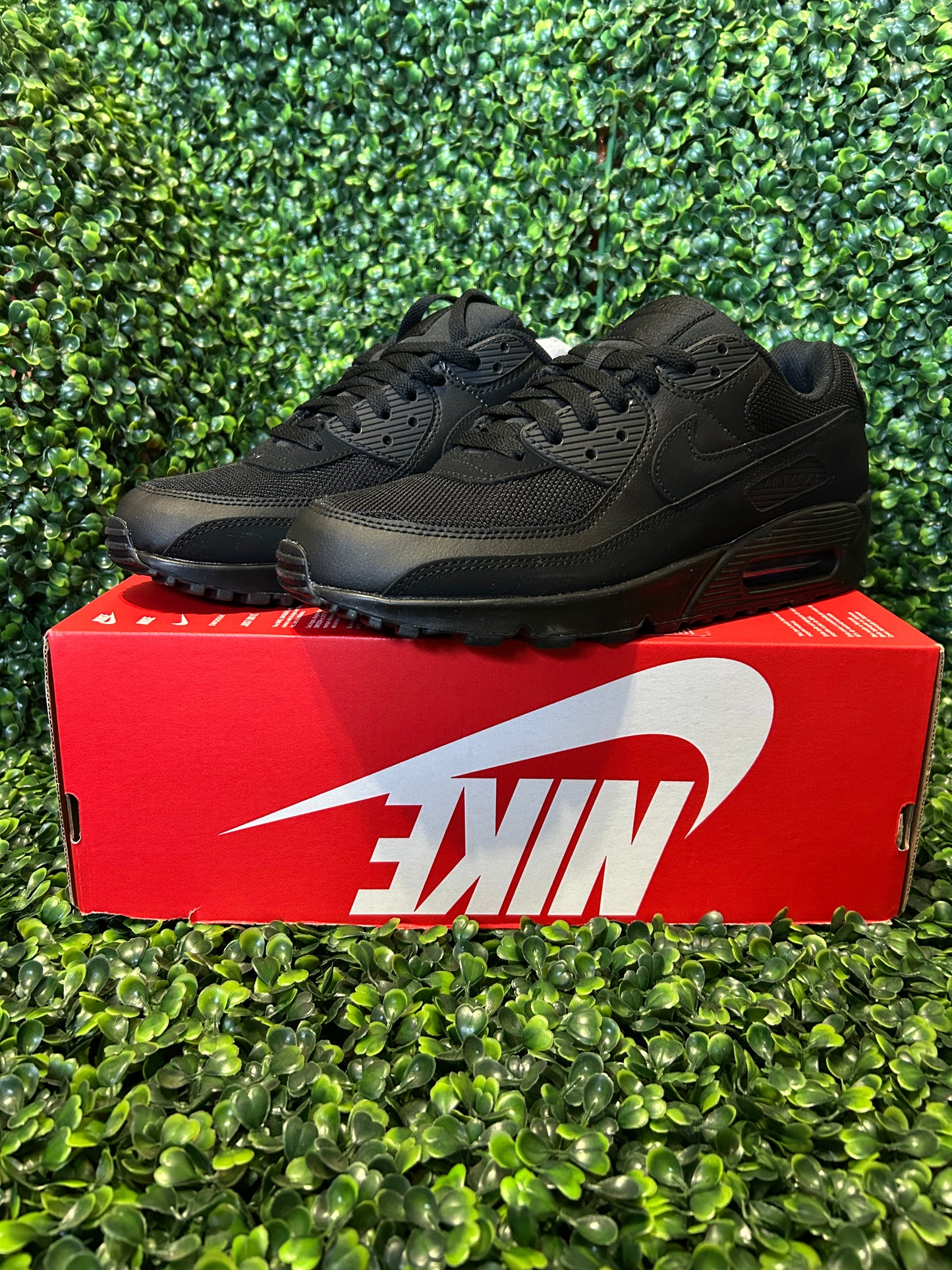 Nike air max 90 size 9m/10.5w