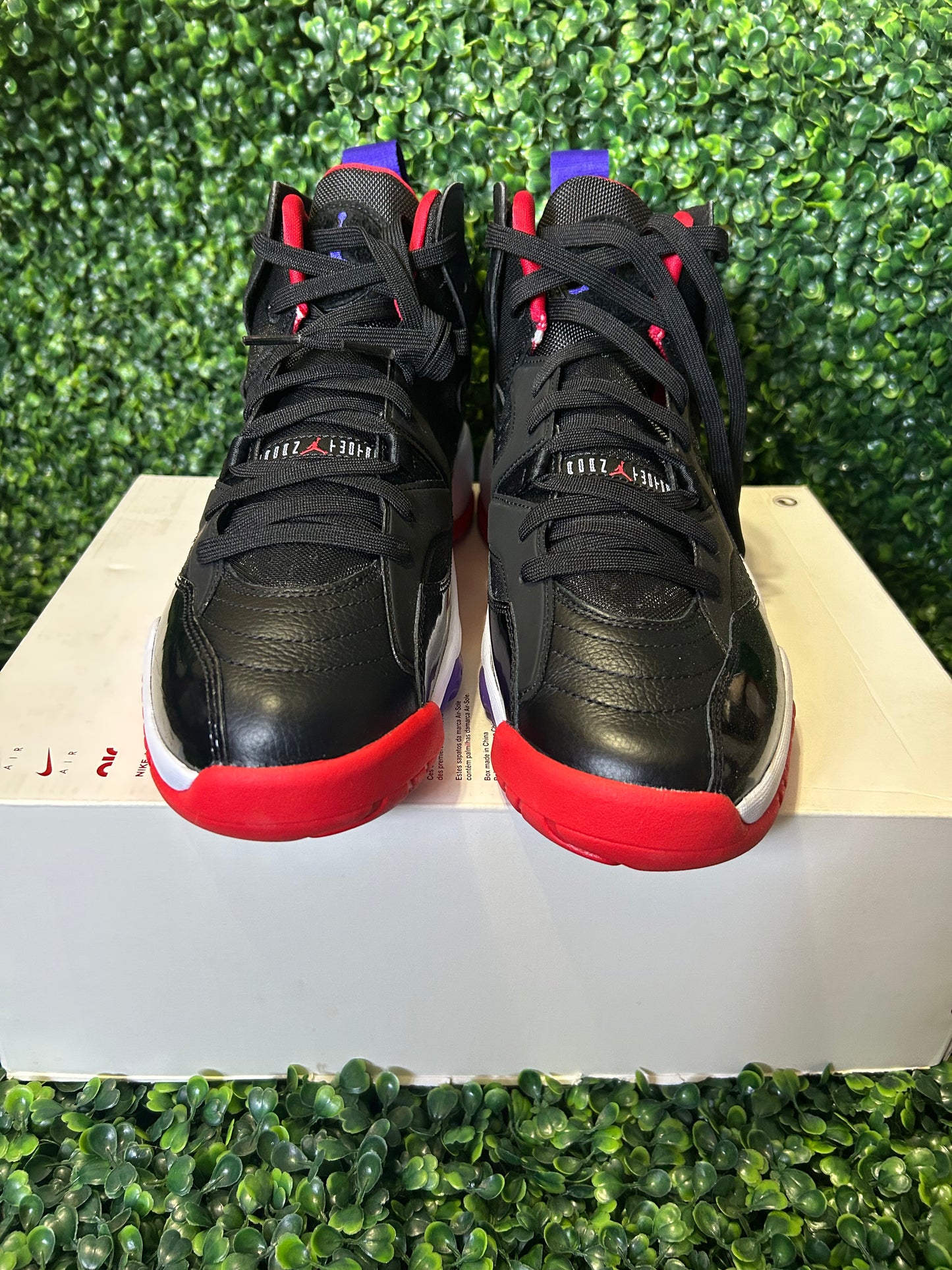 Jordan jumpman two trey size size 10 size 11