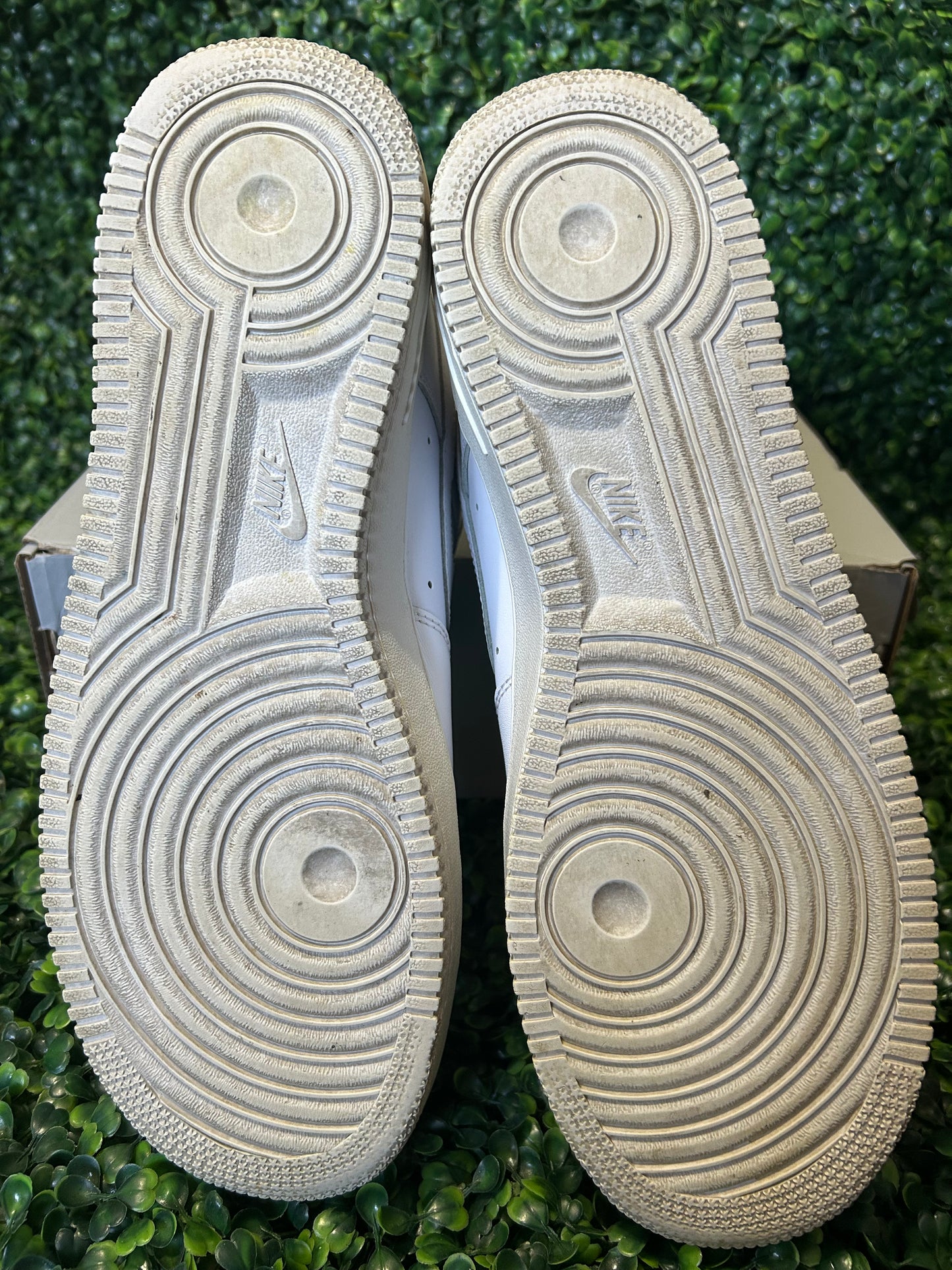 Nike Air Force 1 size 10.5