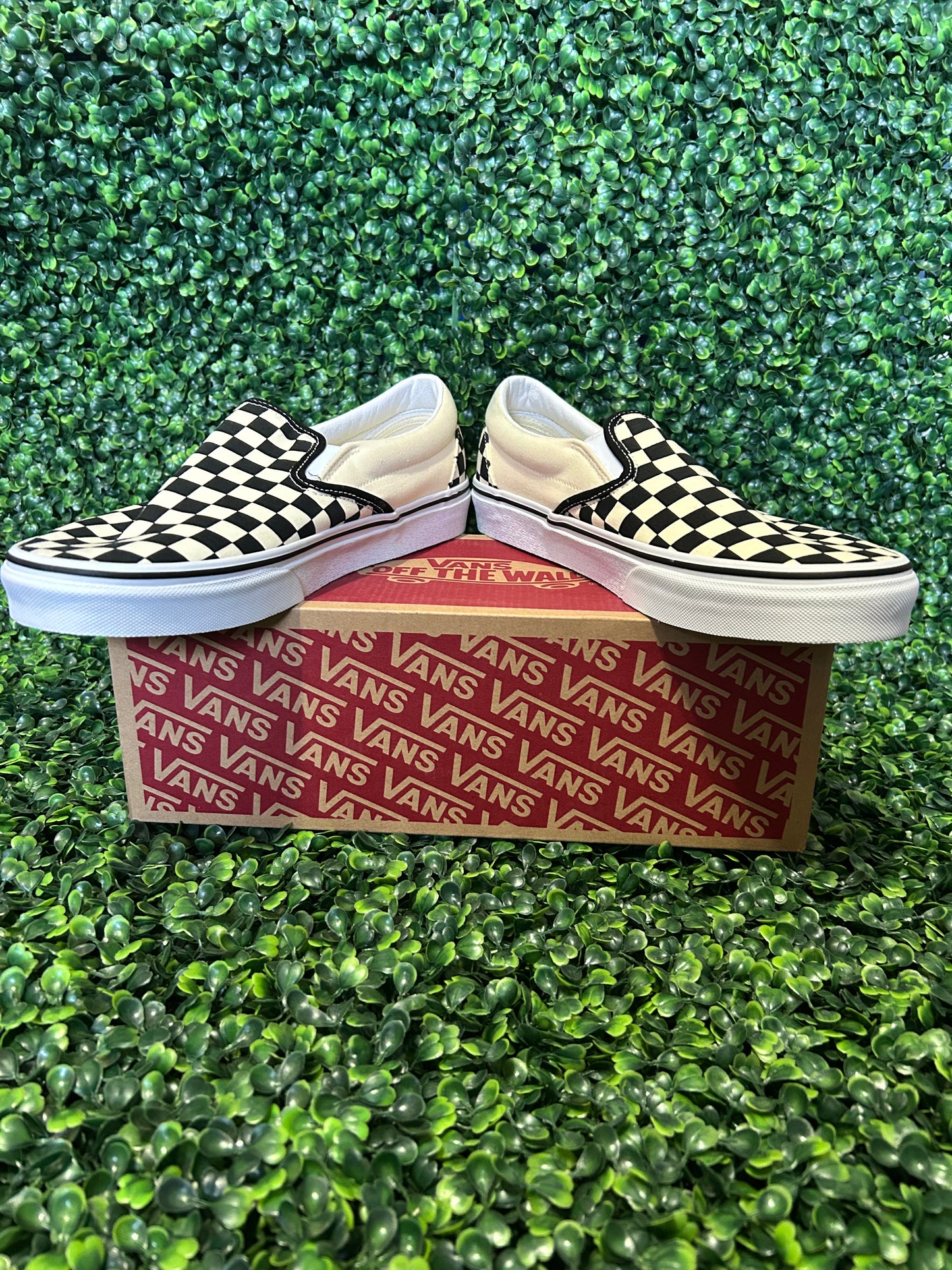 Vans slip on size 10.5