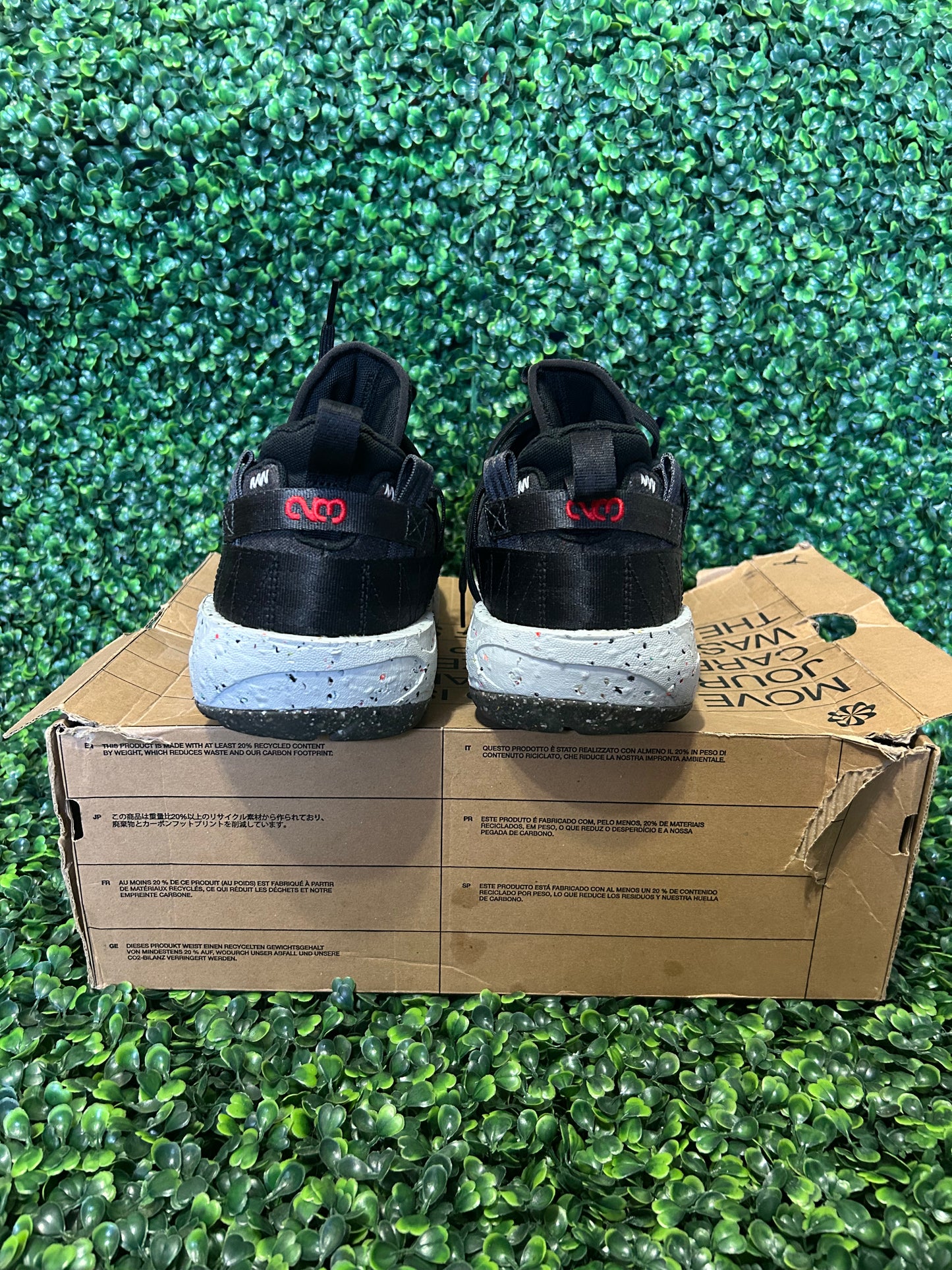 Jordan Carter size 11