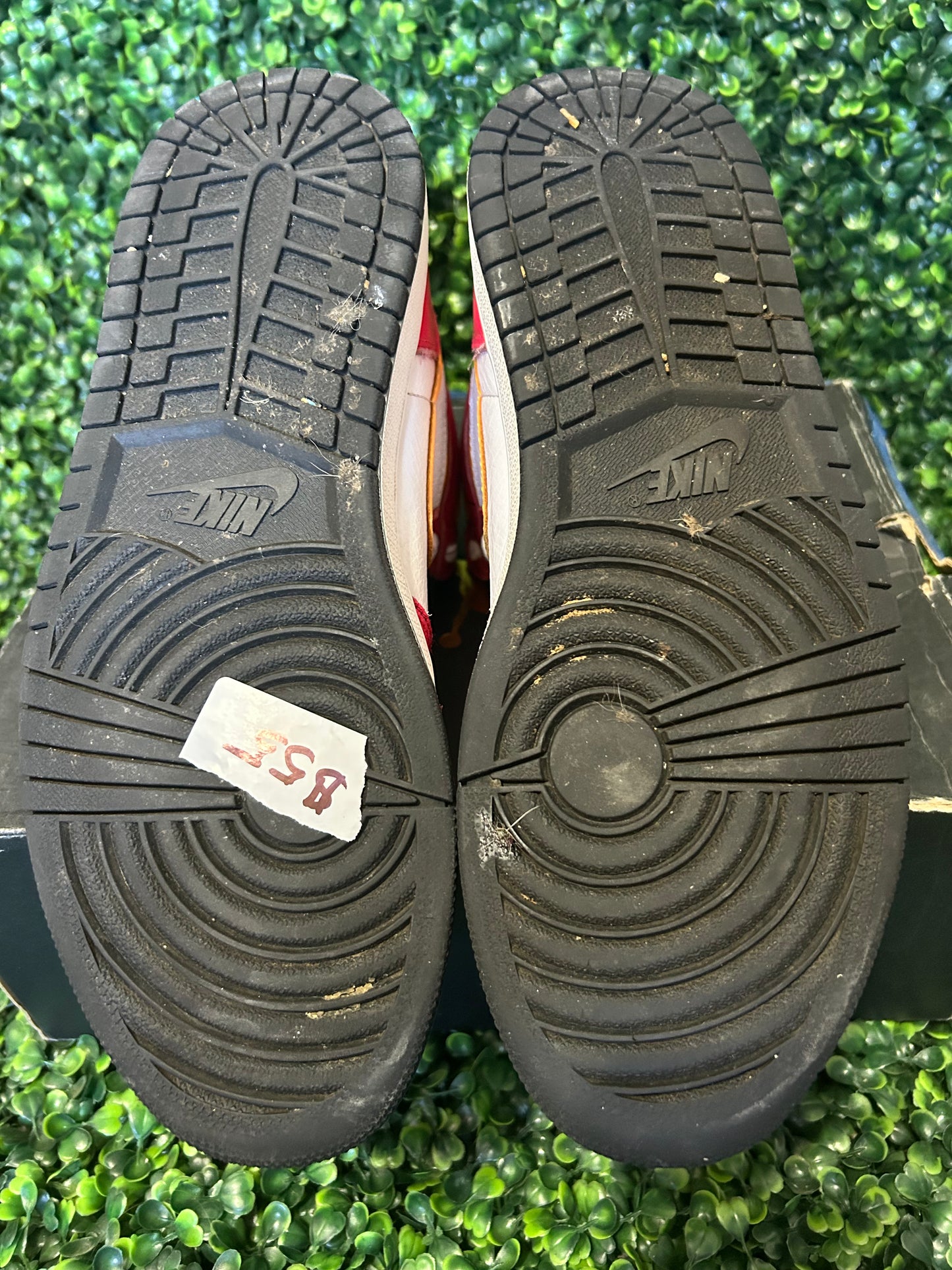 Jordan 1 size 9