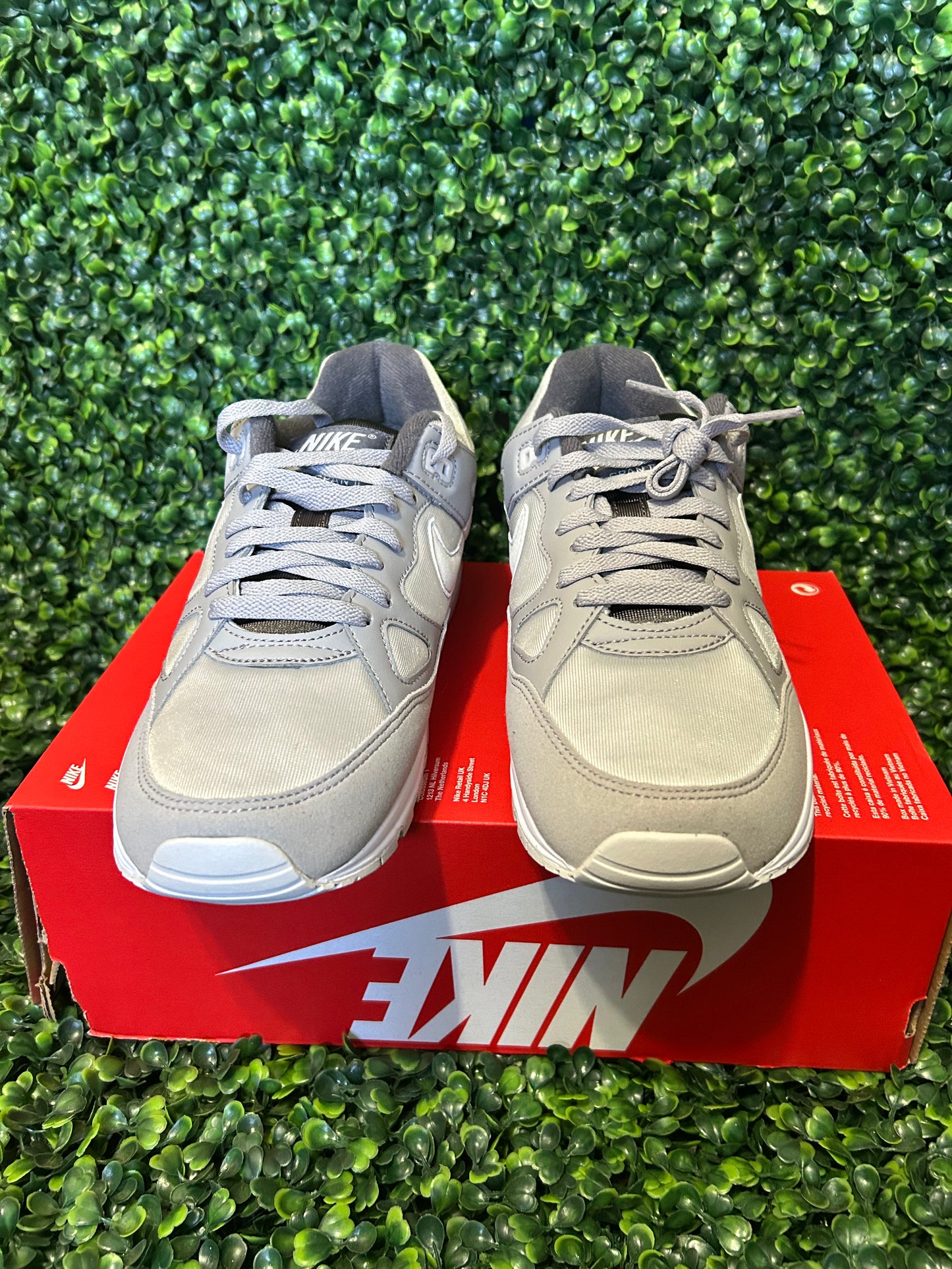Nike air span 2 size 9