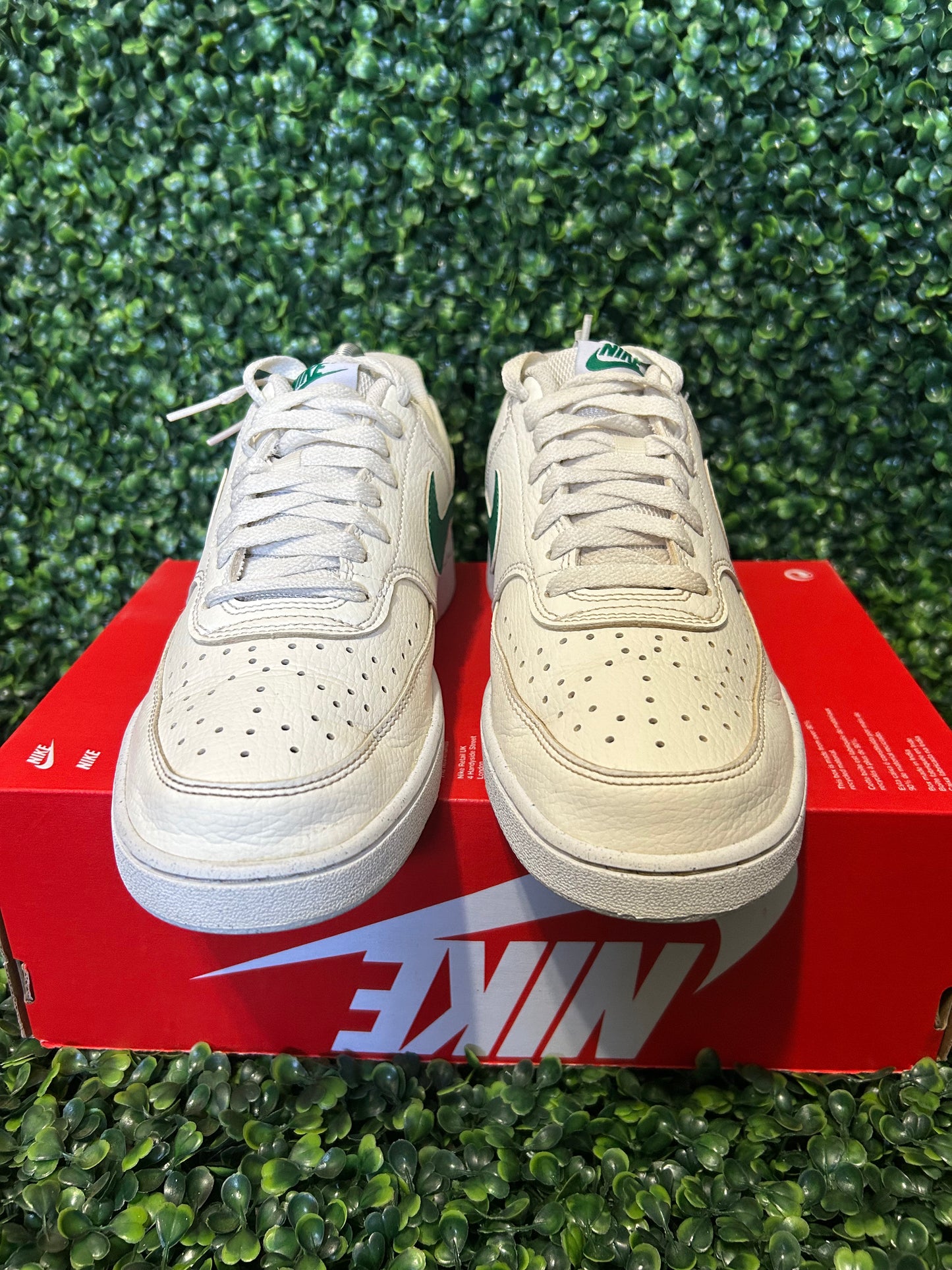 Nike court vision size 9w