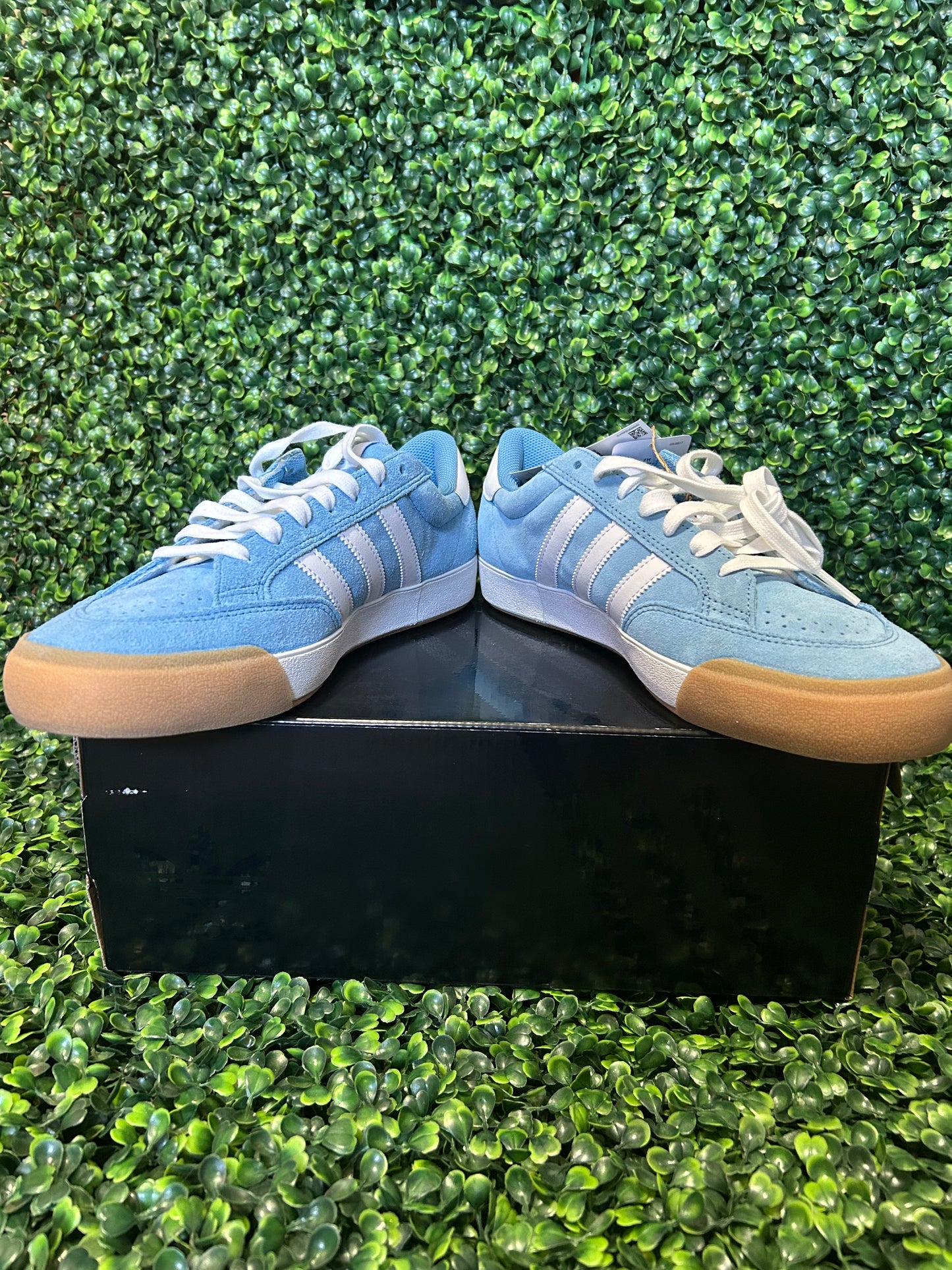 Adidas Nora size 10.5 size 11