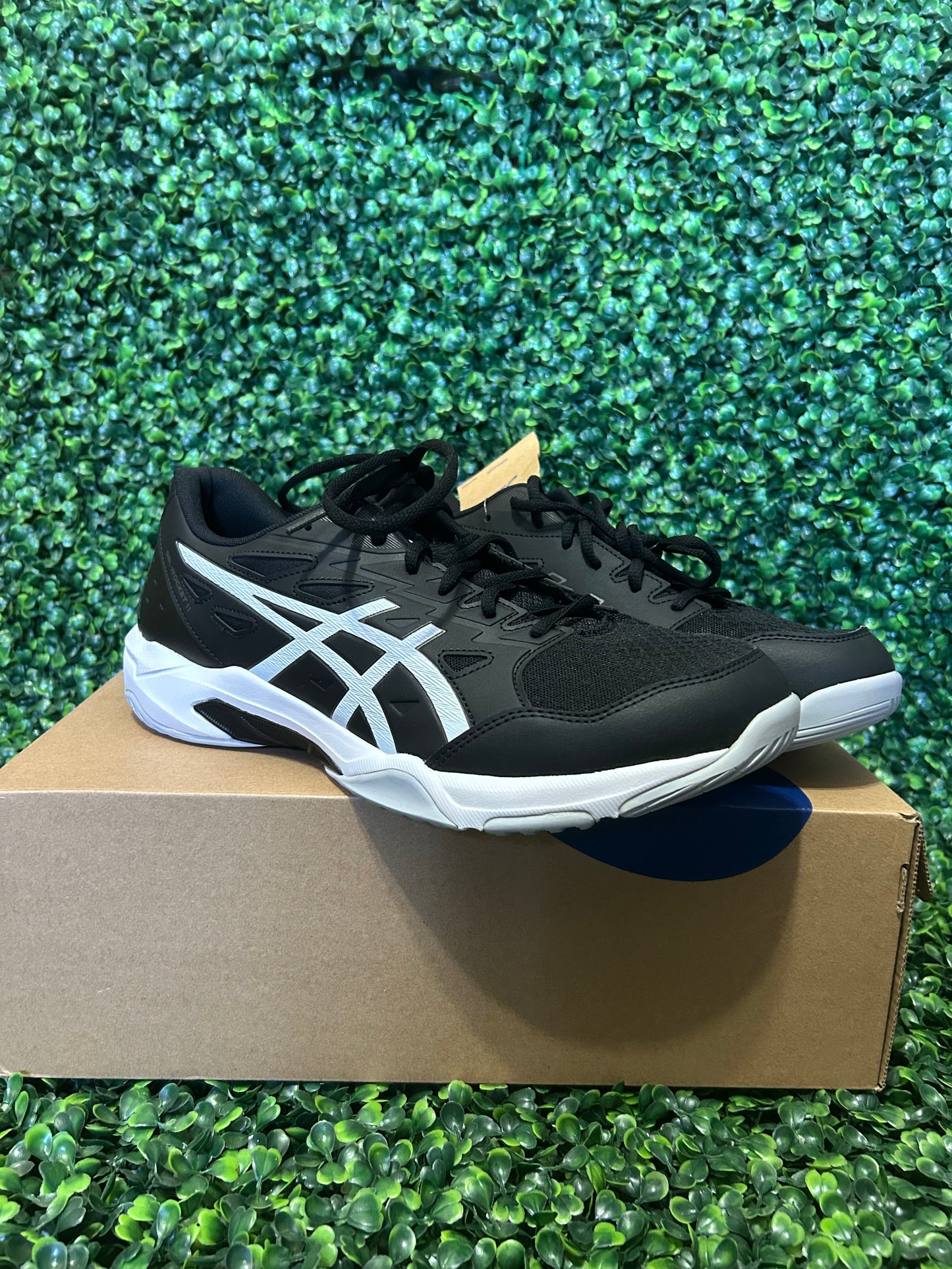 Asics size 11