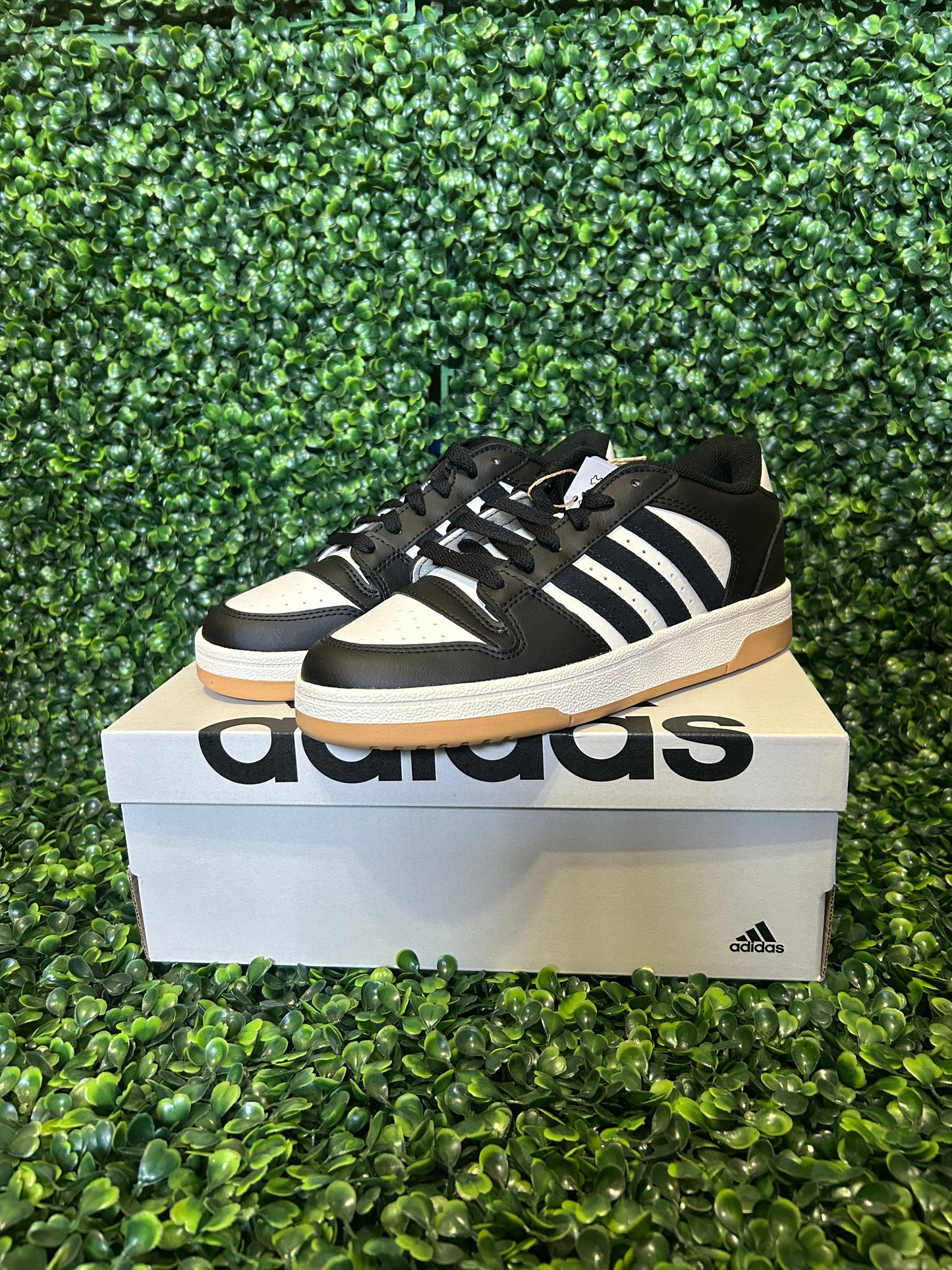 Adidas breakstart J size 4 size 7