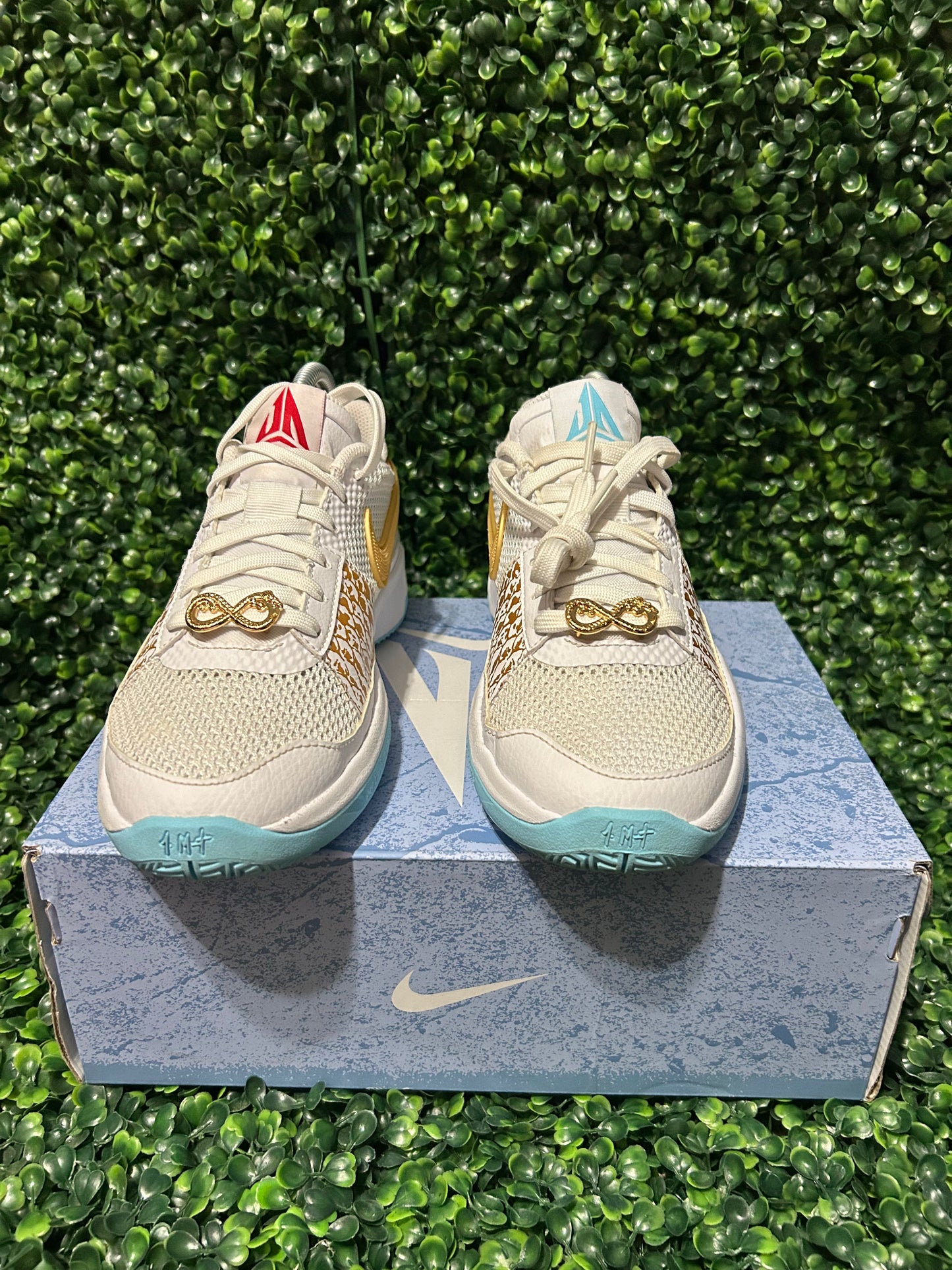 Nike JA 1 size 5y