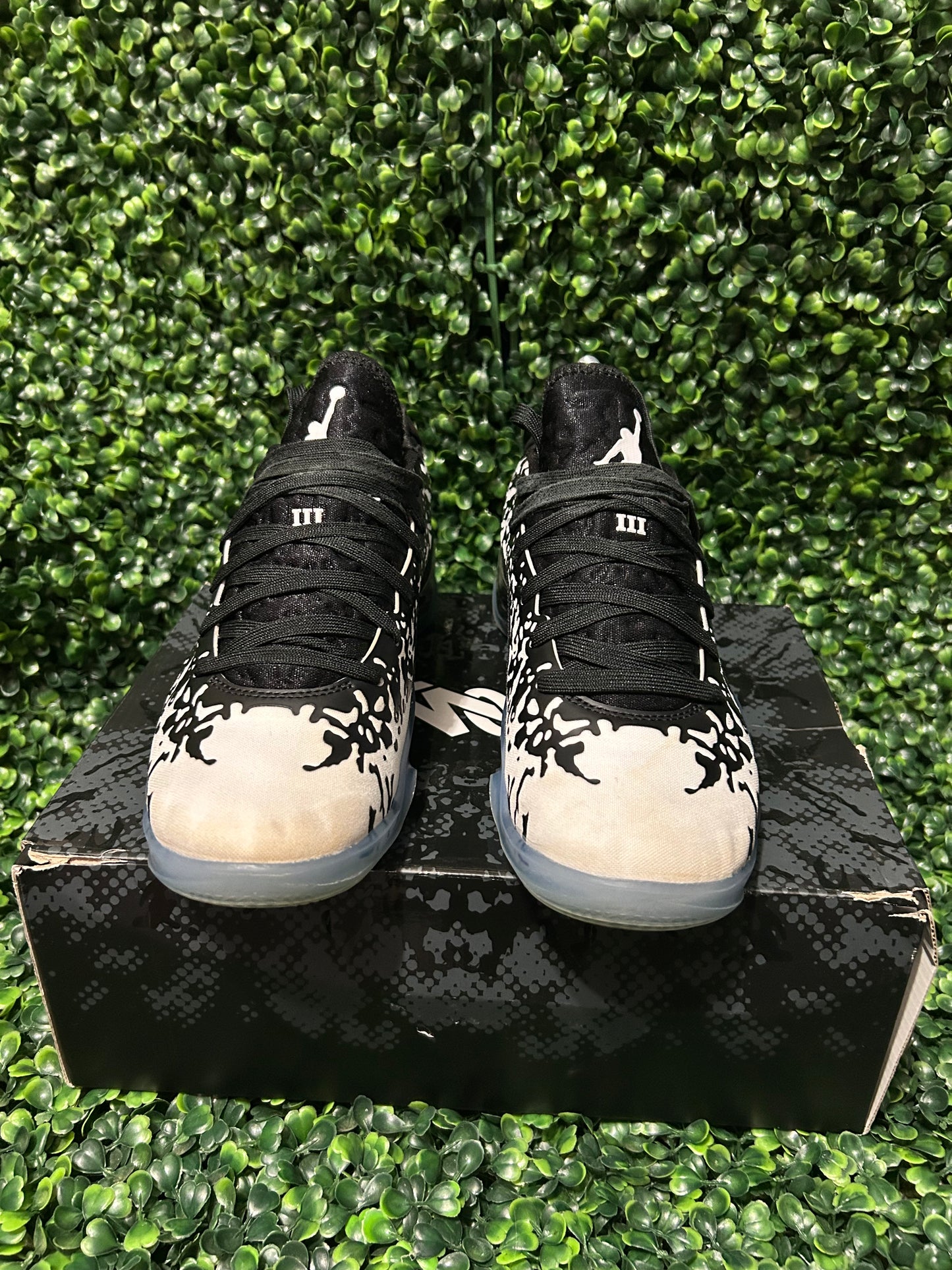 Nike Jordan zion 3 size 5y