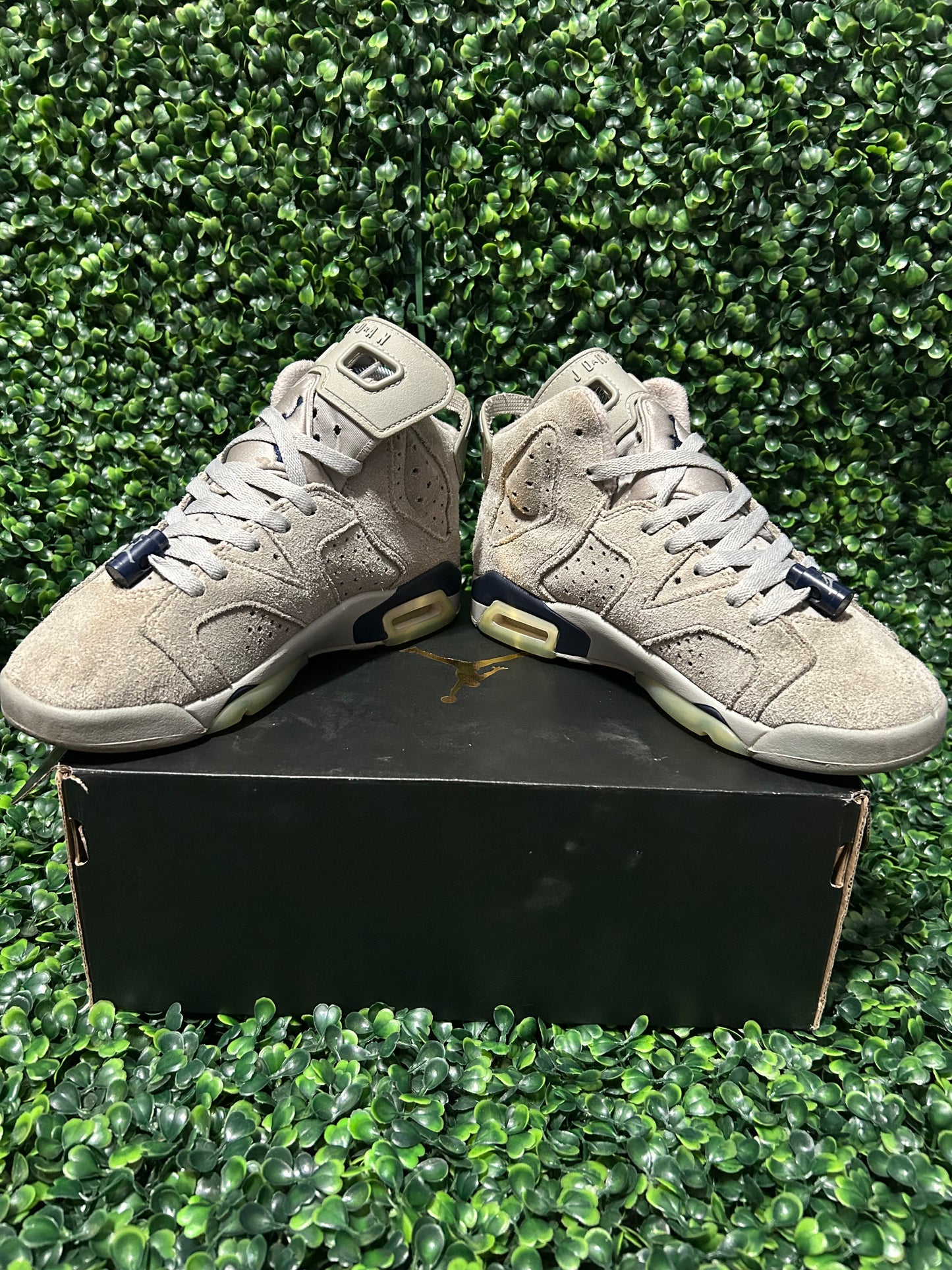 Nike Jordan 6 size 4y
