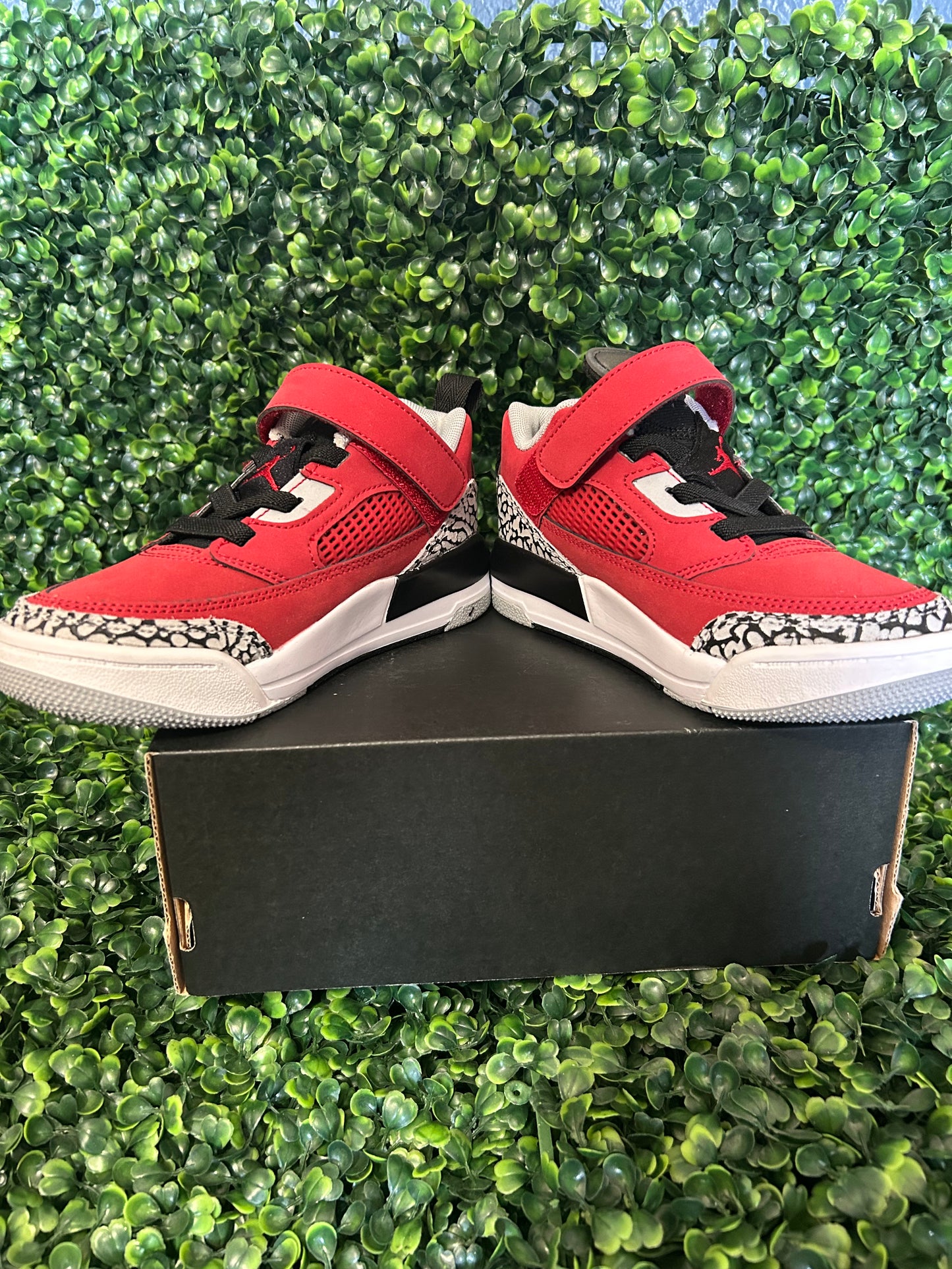 Jordan spizike size 12c
