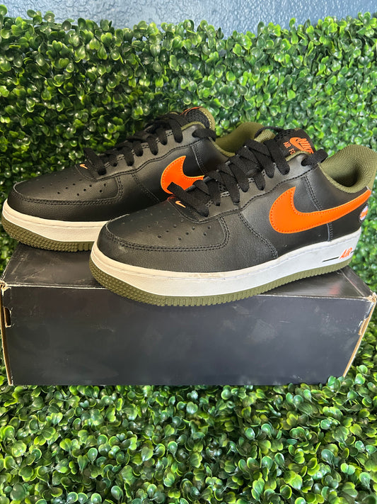 Nike Air Force 1 size 8.5