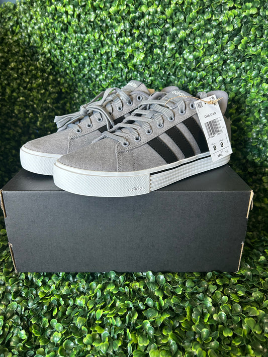 Adidas daily size 8/8.5/9