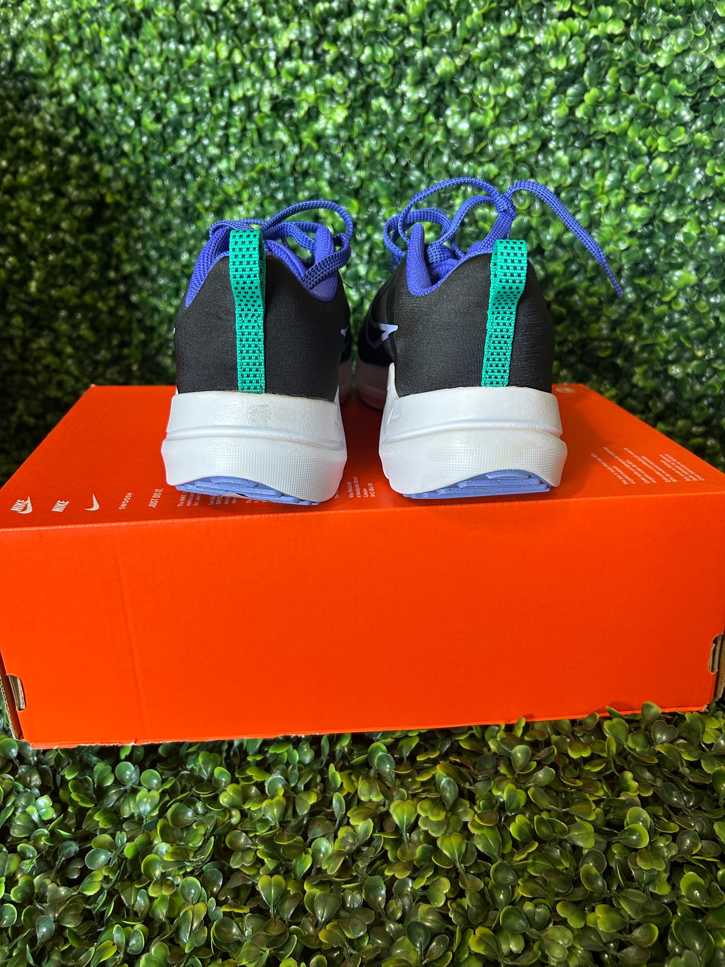 Nike downshifter size 7.5 wmns