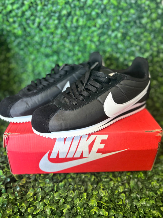 Nike classic Cortez size 11