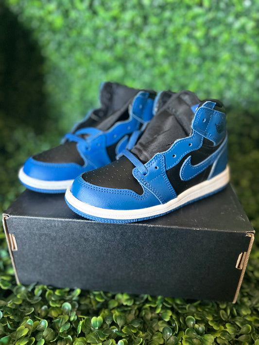 Jordan 1 size 10c