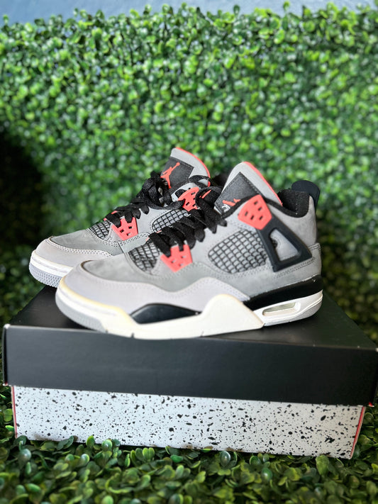 Jordan 4 size 4y