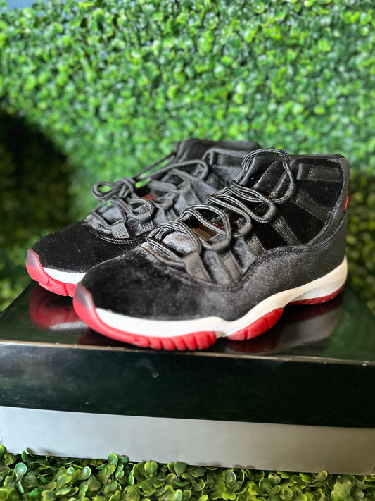 Jordan 11 size 8