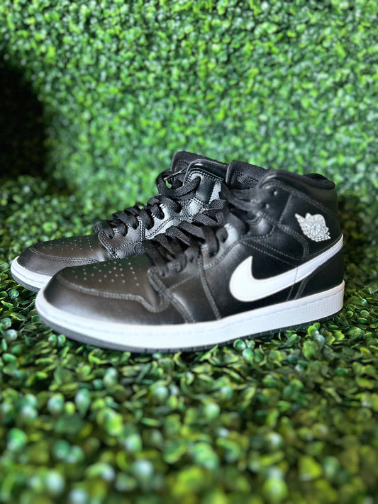 Jordan 1 high size 11.5