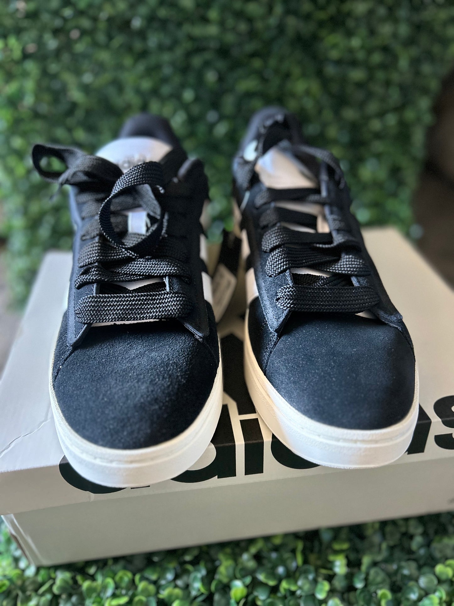 Adidas grand court
