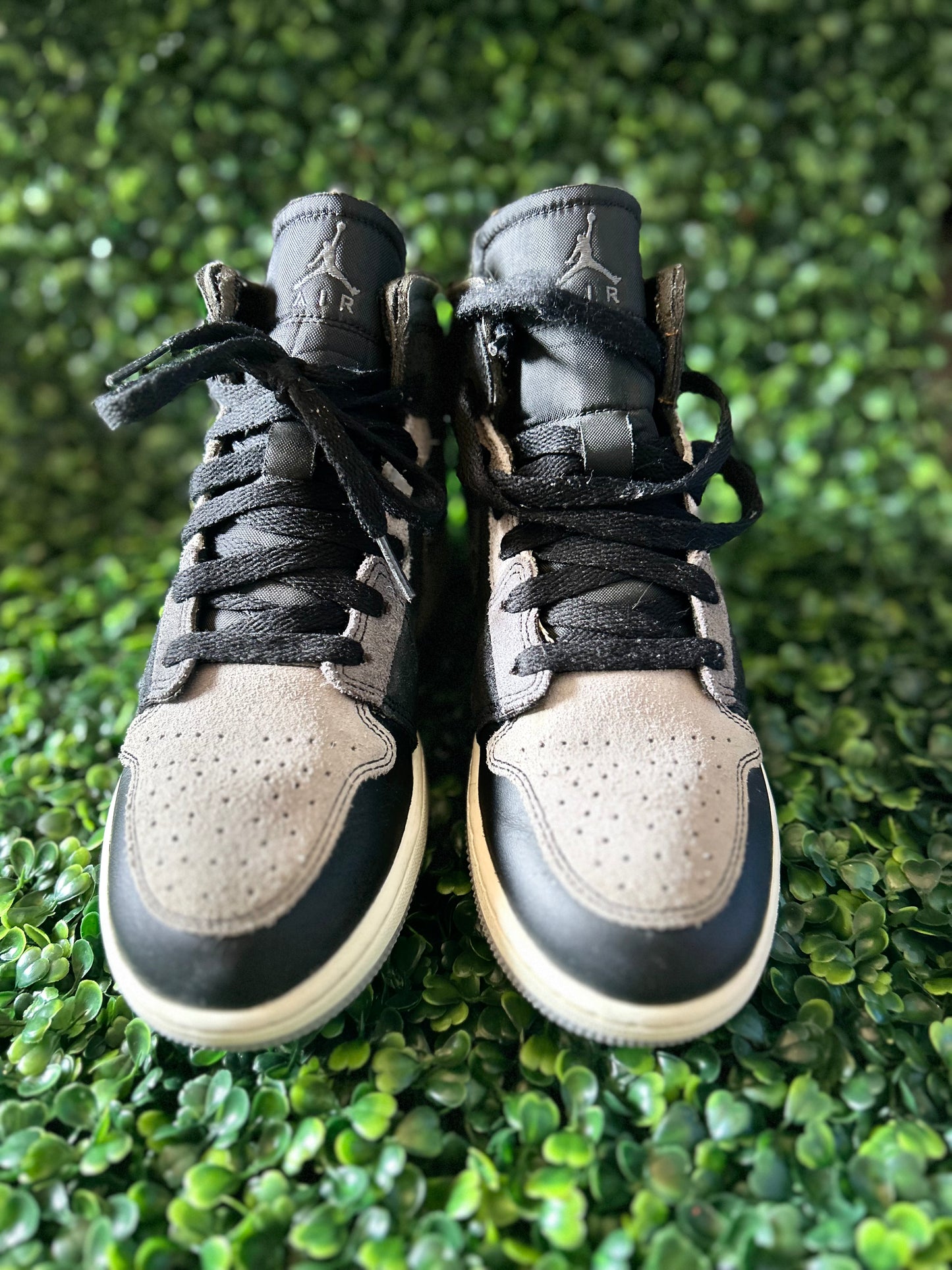 Jordan 1 mid