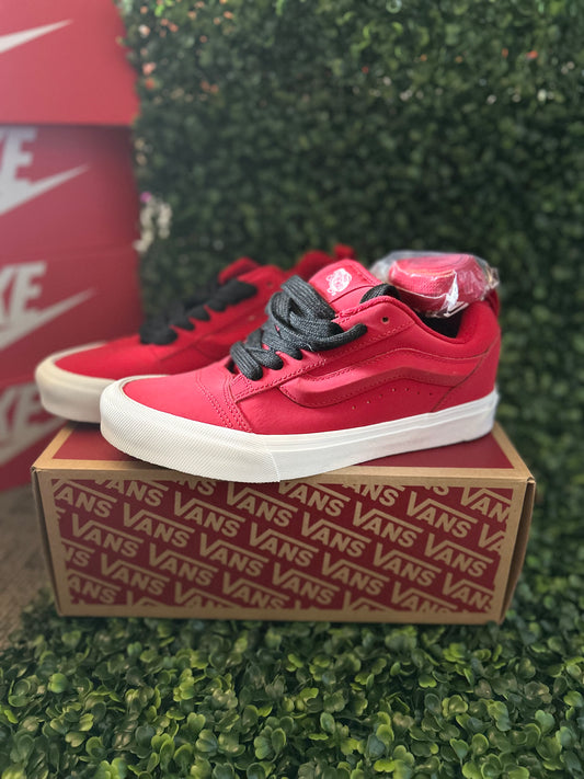 Vans knu skool