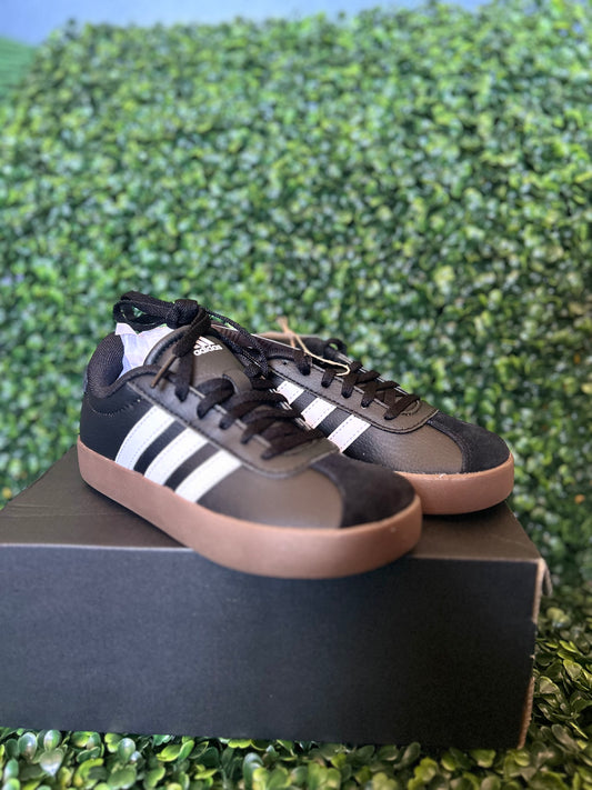 Adidas vl court