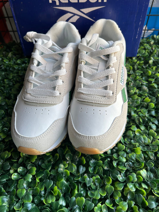 Reebok size 3