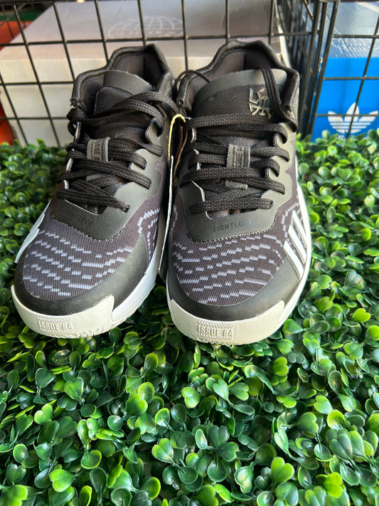 Adidas size 3