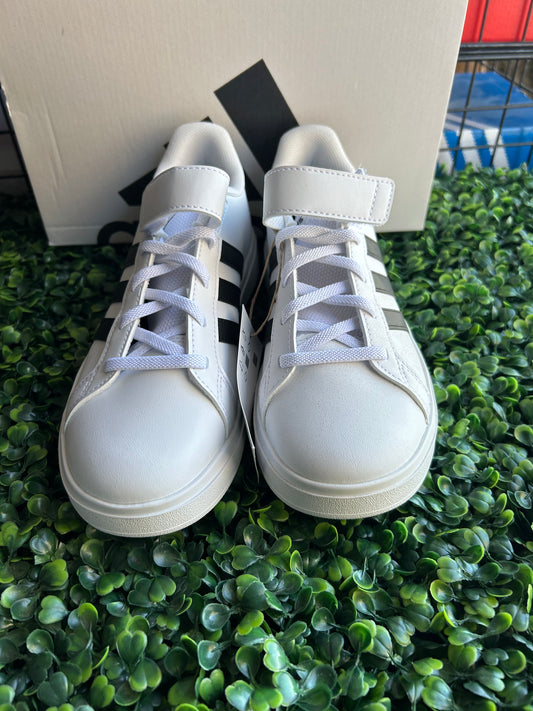 Adidas grand court size 4.5