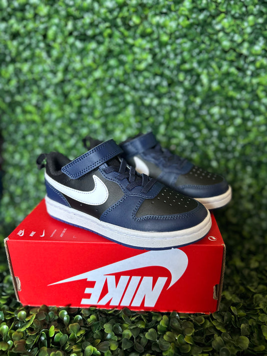 Nike court