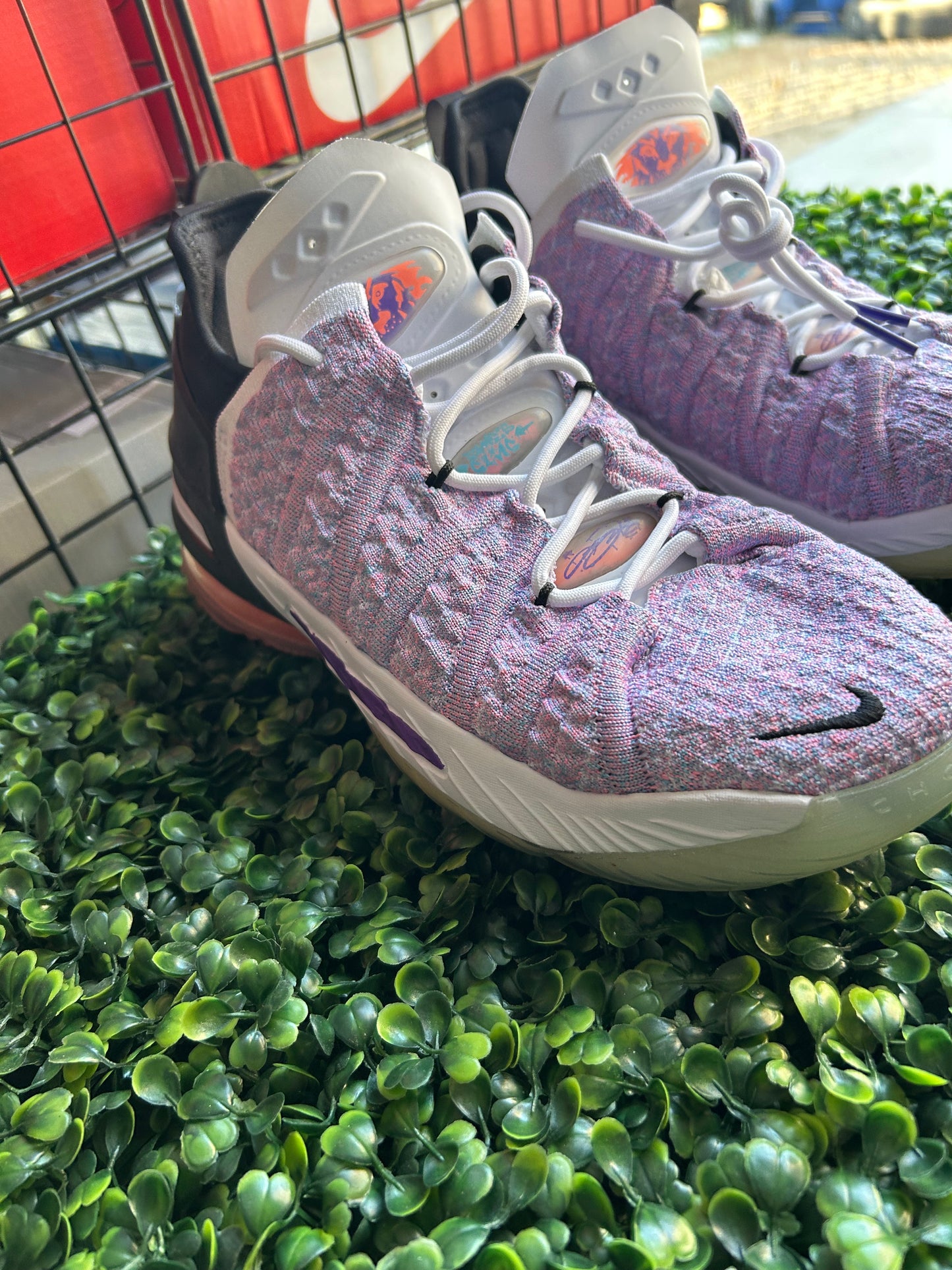 Nike Lebron size 6