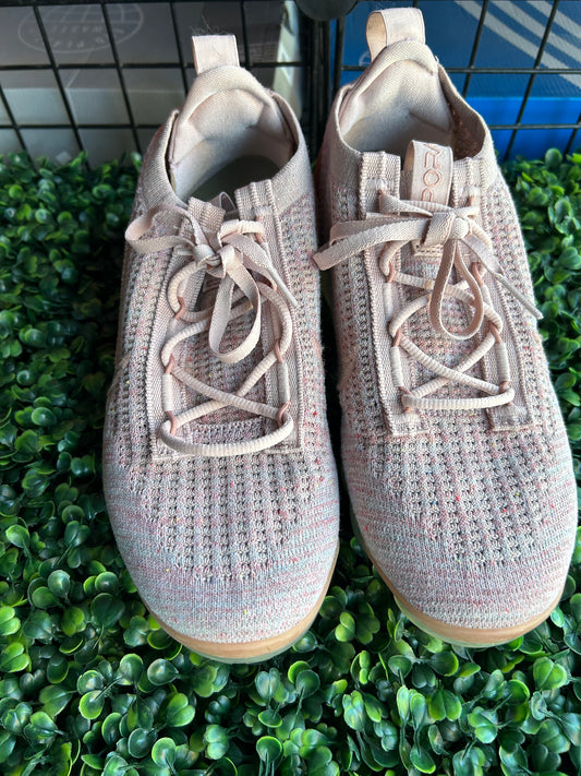Nike vapor max size 8