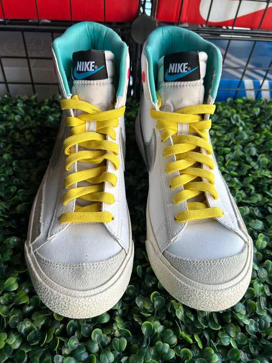 Nike blazer size 7