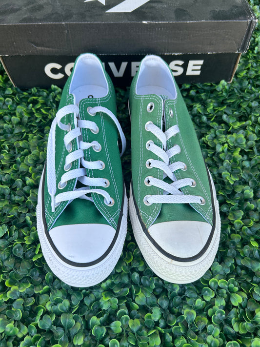 Converse size 7m/9w