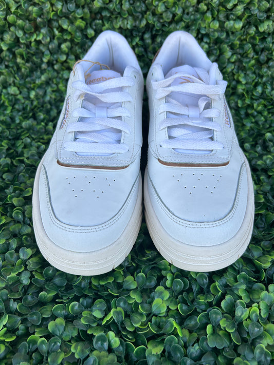 Reebok 8 tech size 8