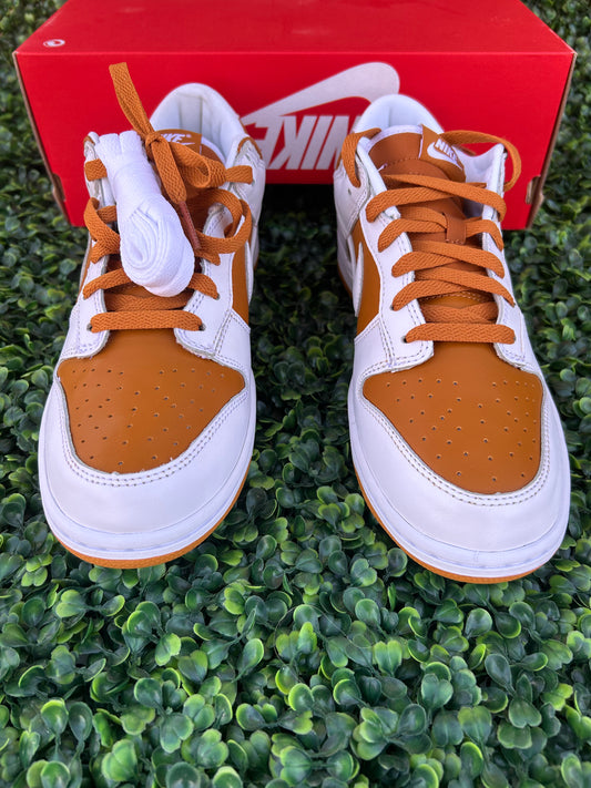 Nike dunk size 8m/9.5w