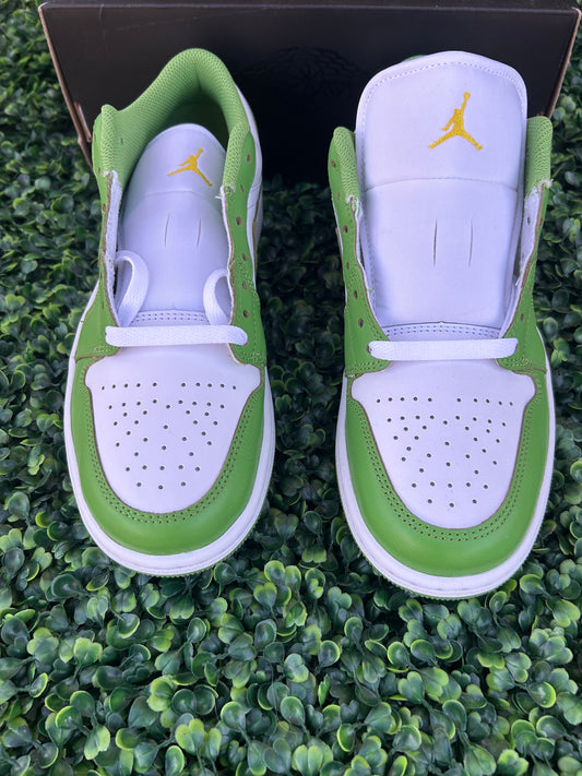 Jordan 1 low size 8